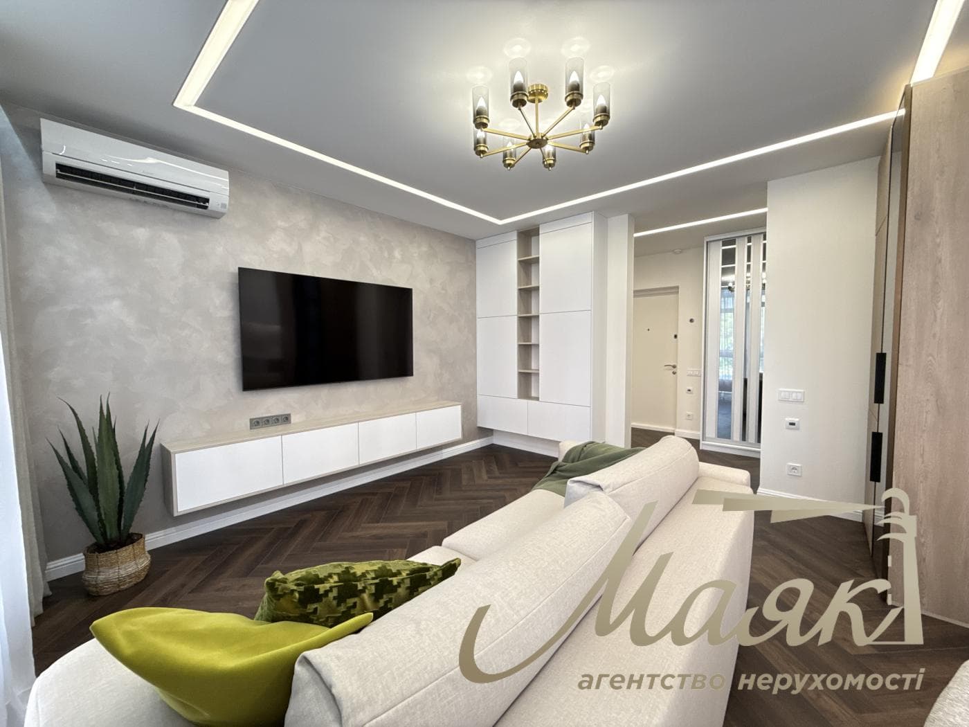 Продаж 4-кімнатної квартири площею 105 м² у ЖК «Французький квартал 2», Печерський район, Либедська