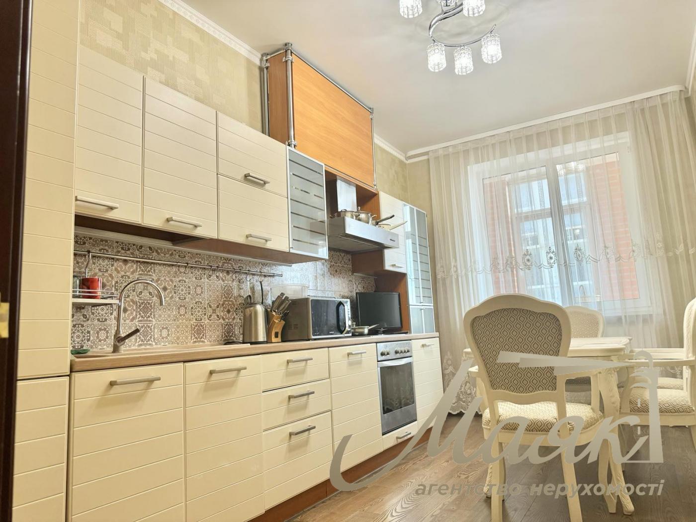 Оренда 2-кімнатної квартири 98м2 вул. Предславинська 31/11, Печерський район