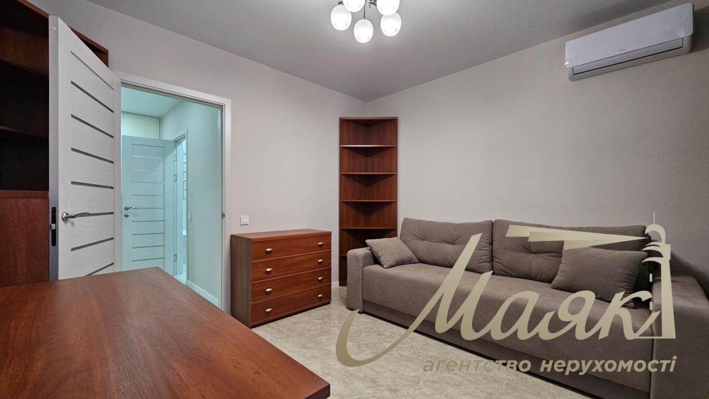 Аренда 3-х комнатной квартиры в ЖК Навигатор.