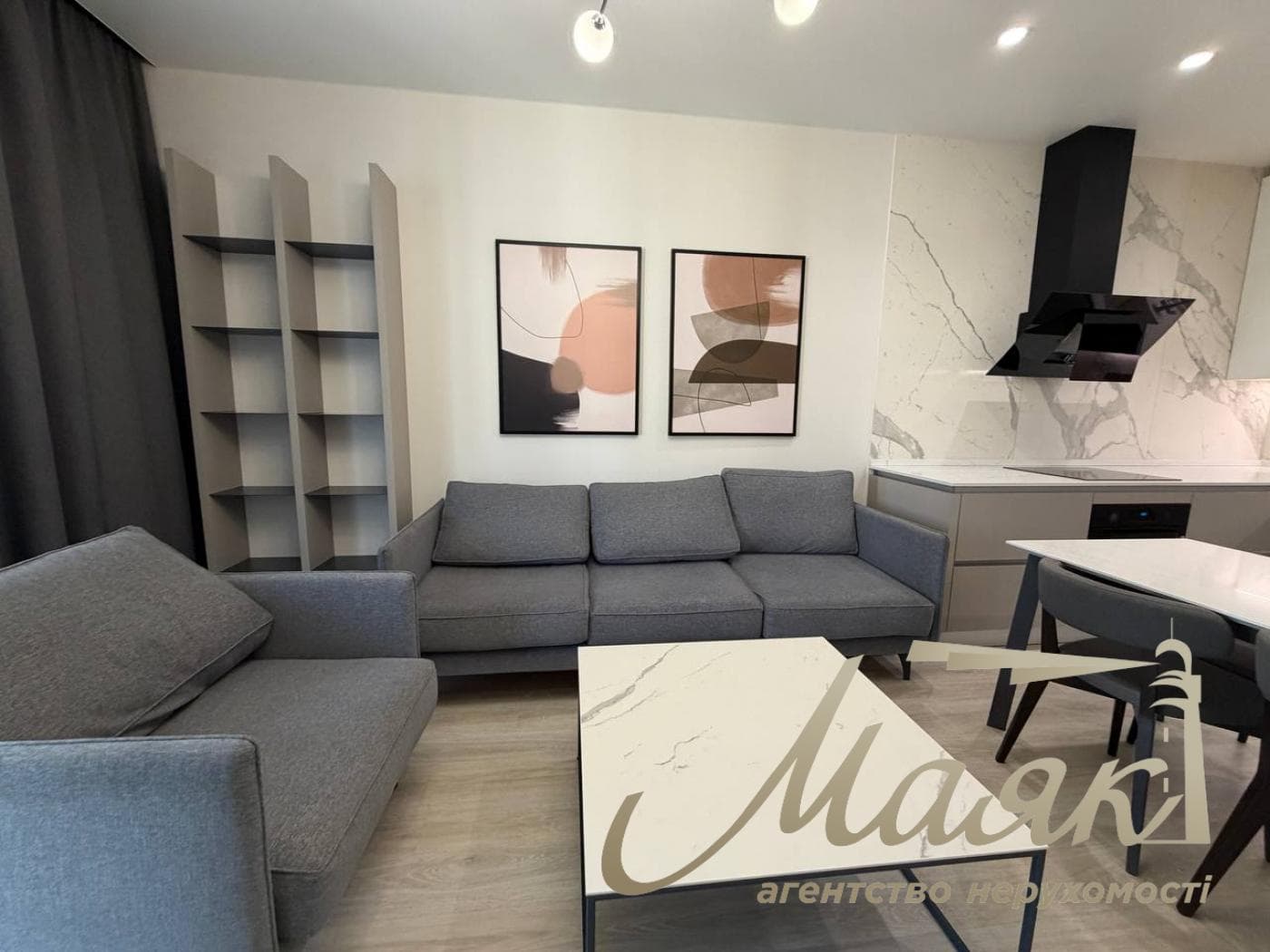 Оренда 2-кімнатної квартири з терасою у ЖК Atlantic Residences, вул. Антоновича, 118. Палац України, Центр.