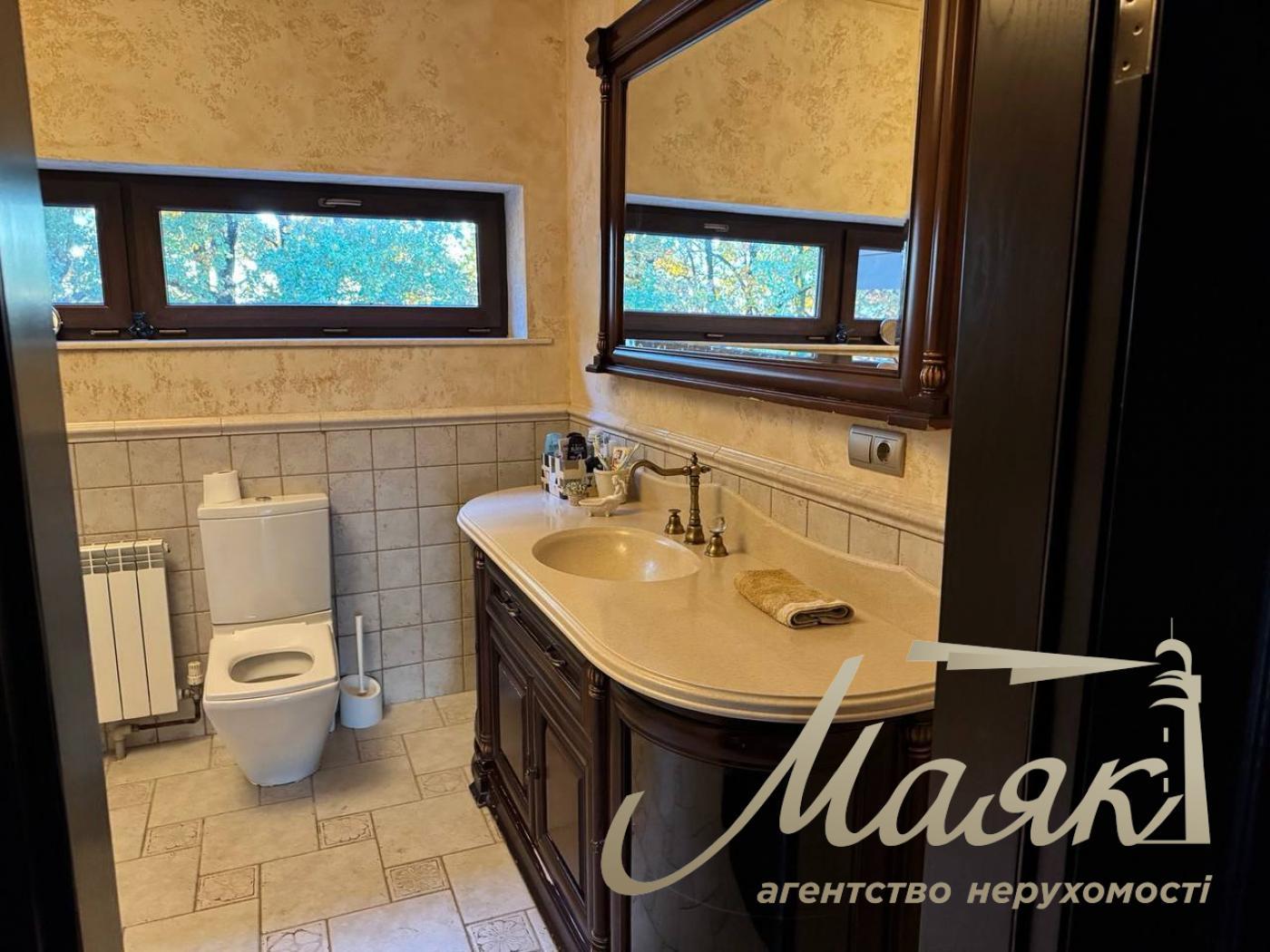 Оренда комфортного будинку 190м2 з ділянкою 20 соток у Музичах