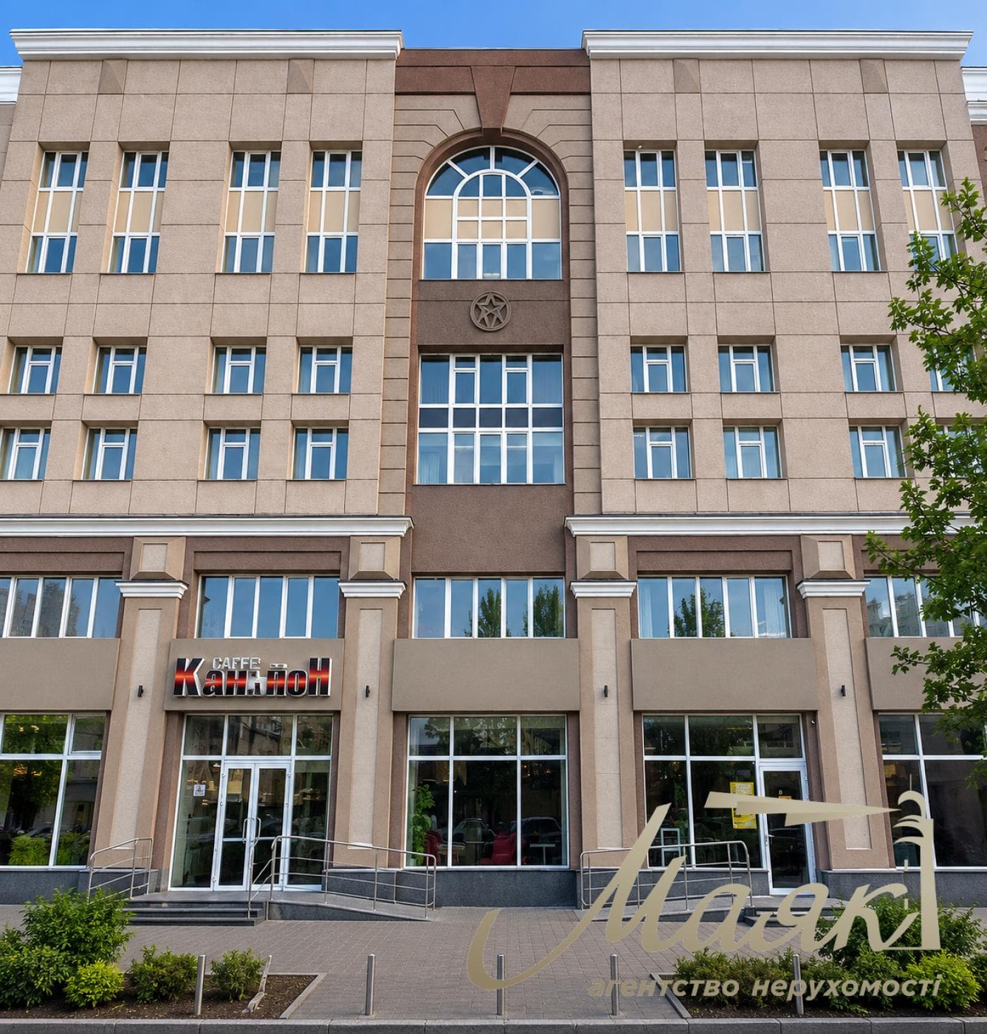 Оренда фасадного приміщення під ресторан,магазин,кафе. вул. Ярославська, Поділ, Київ