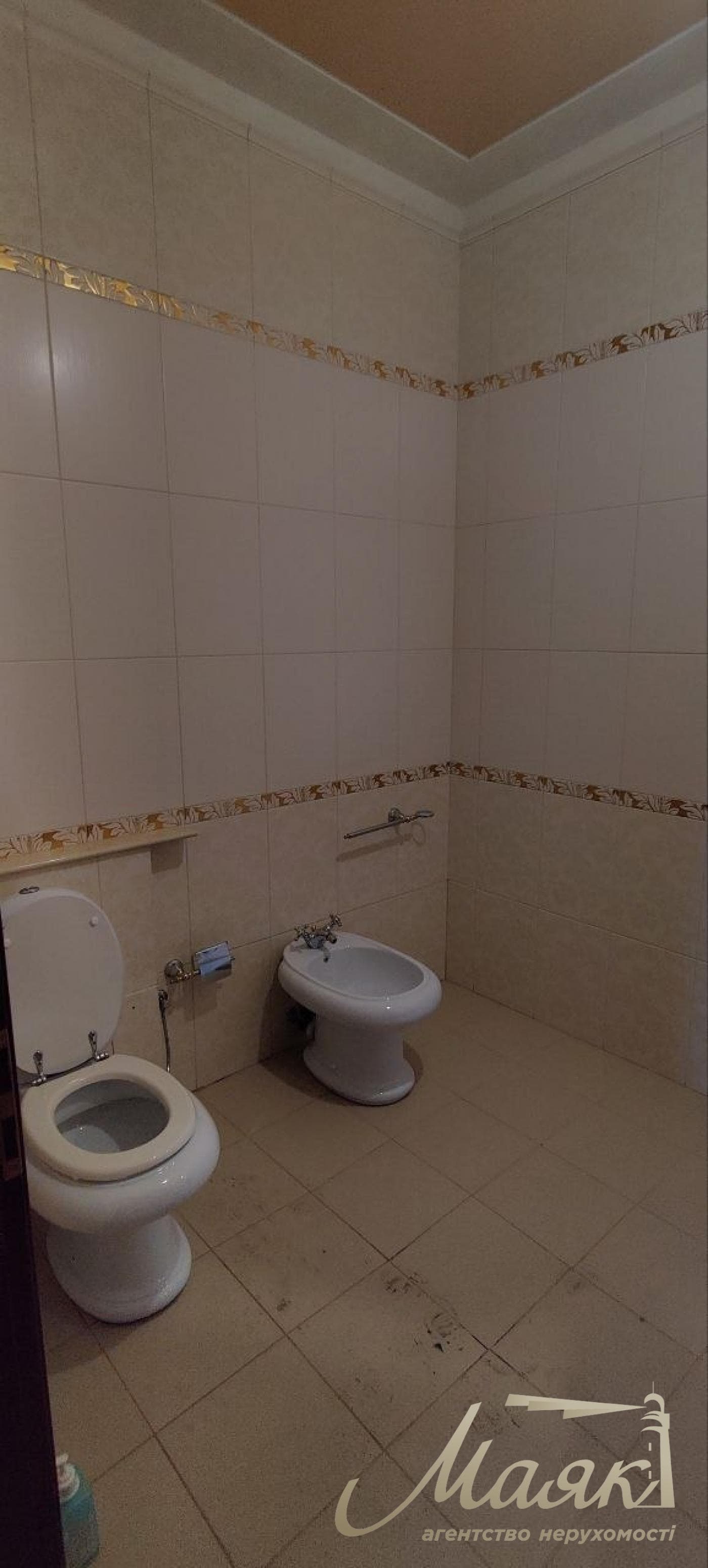 Оренда офісу площею 279 м² у бізнес-центрі «Парус», 20-й поверх