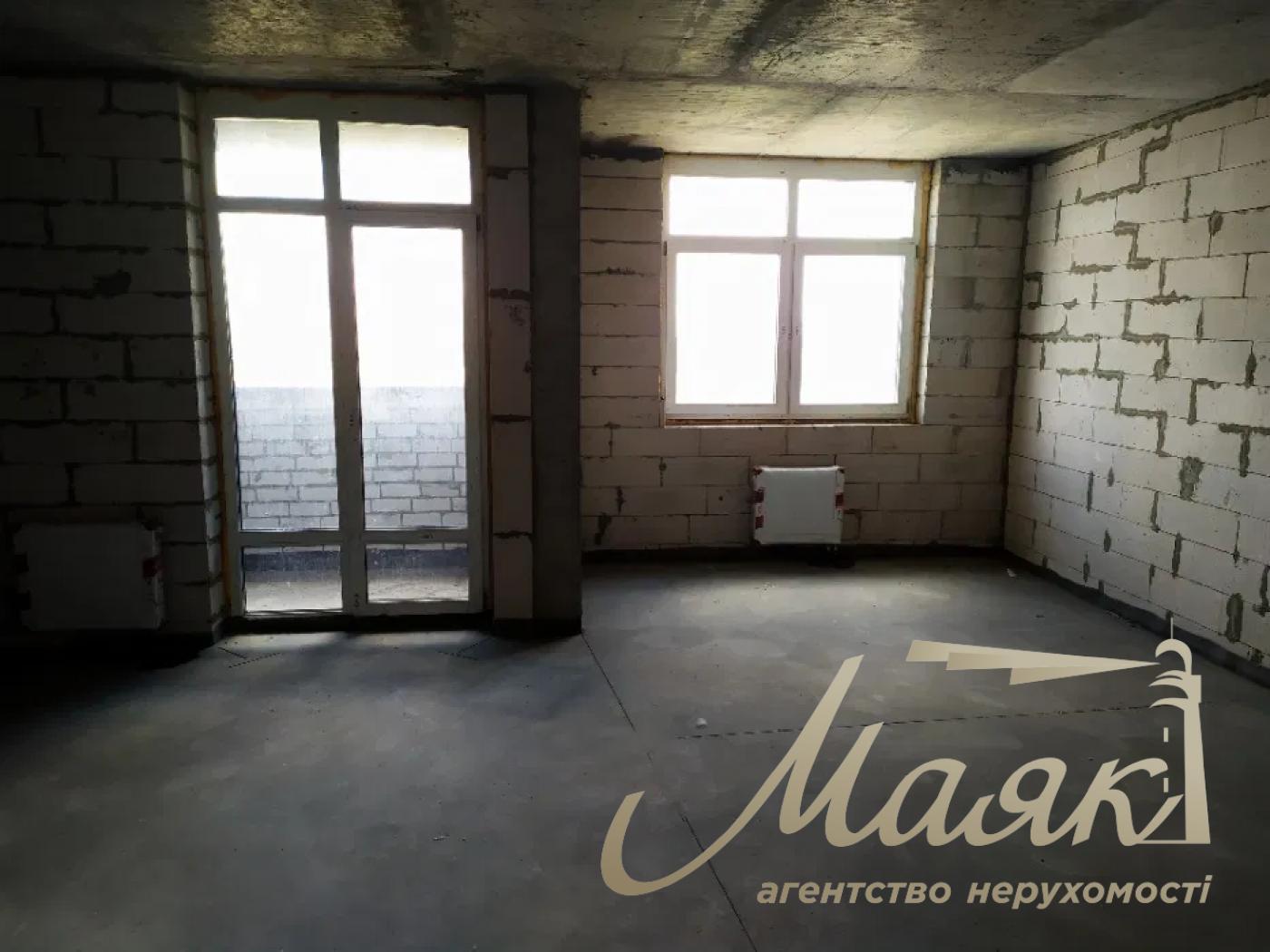 Sale of a two-level 3-room apartment in the Rodnoy Gorod residential complex, Vaclav Havel Boulevard, Otradny