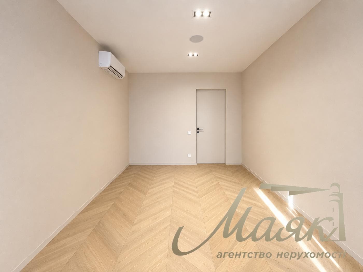 3-bedroom apartment for sale, 118 m², in the "French Quarter 2" residential complex, John McCain Street, Pechersk, Downtown, Kyiv