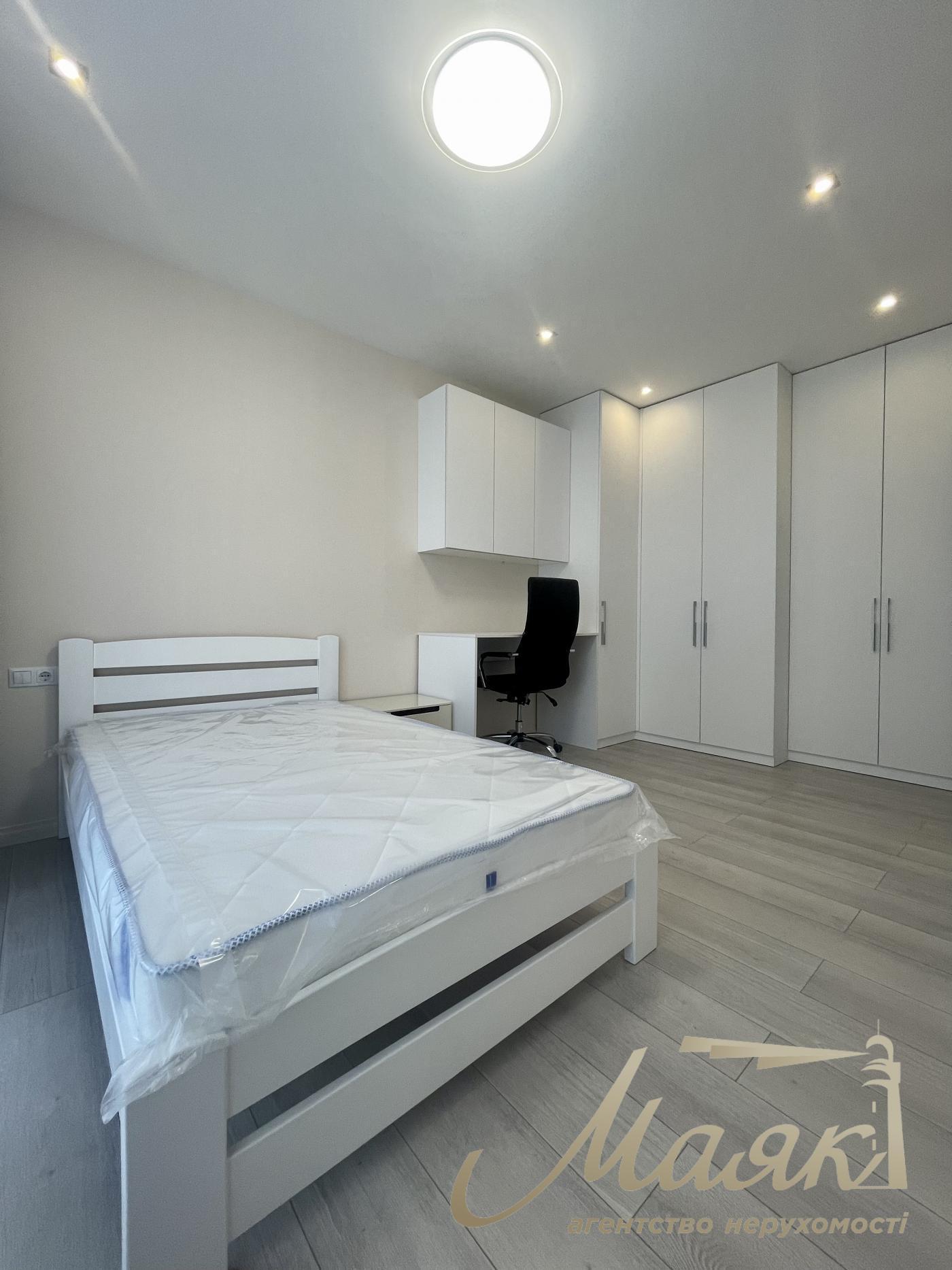 Аренда 3к. квартиры, ЖК "Французский квартал", ул. Предславинская