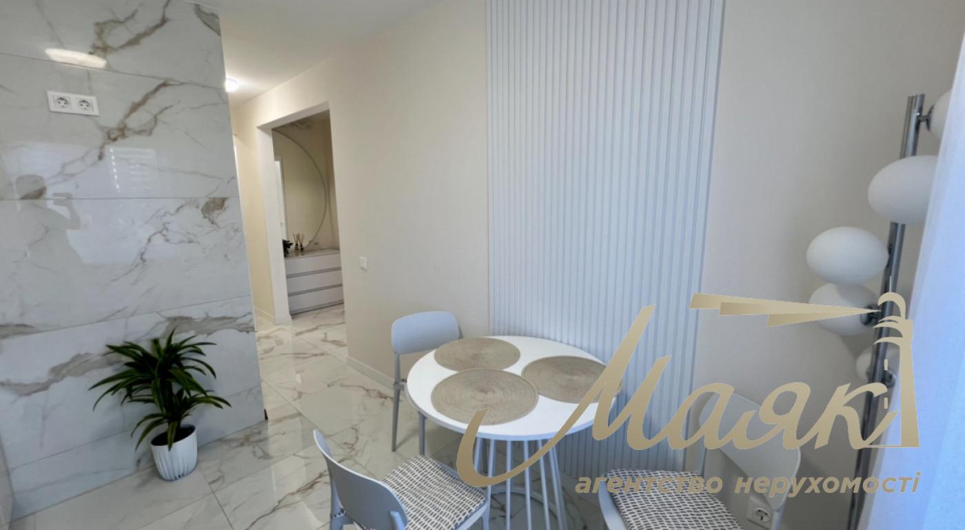 Оренда 2 кімнатної квартири на вул.Арсенальній 20, Печерськ