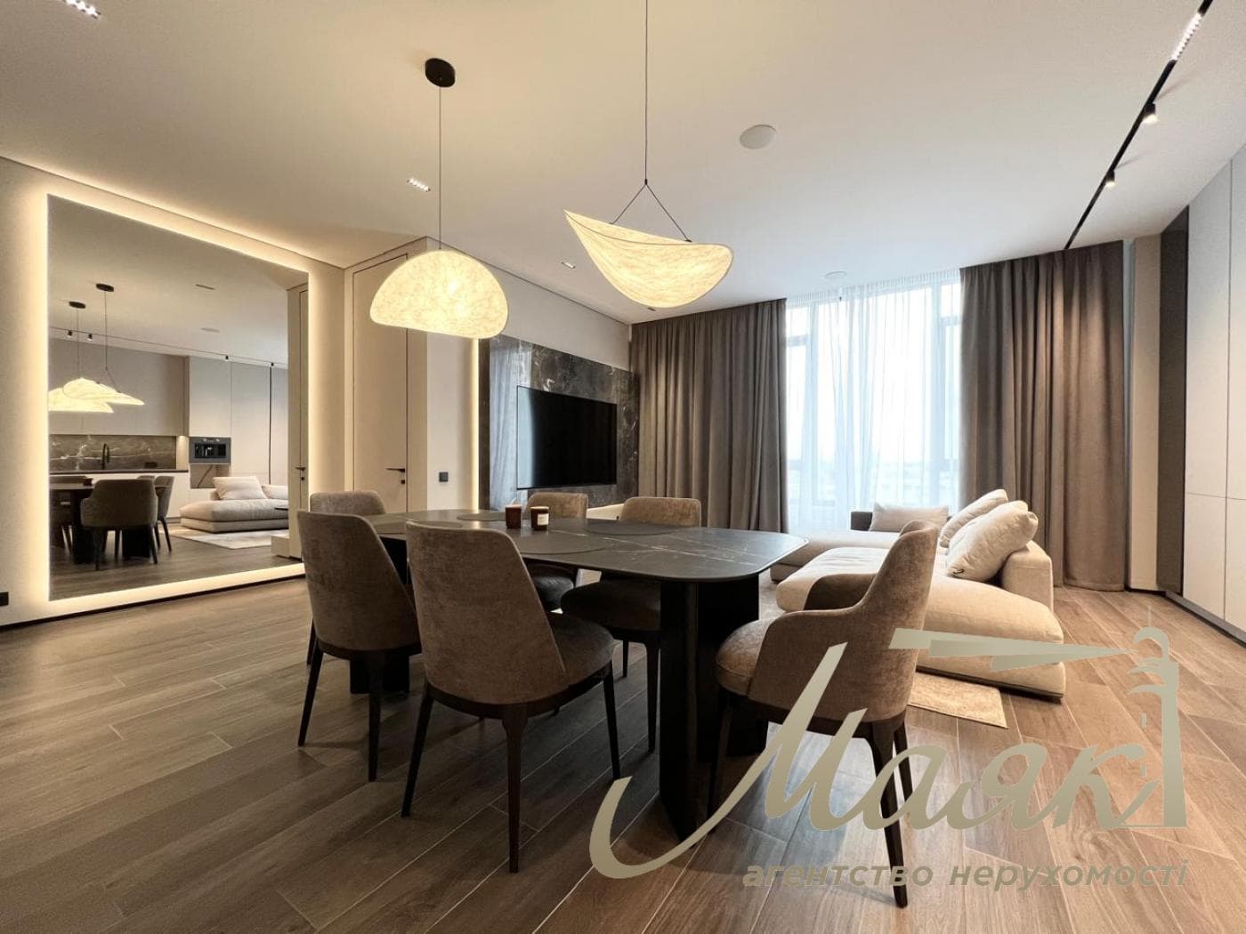 Оренда 3к квартири в ЖК TRIIINITY, 104 м кв, Печерський район
