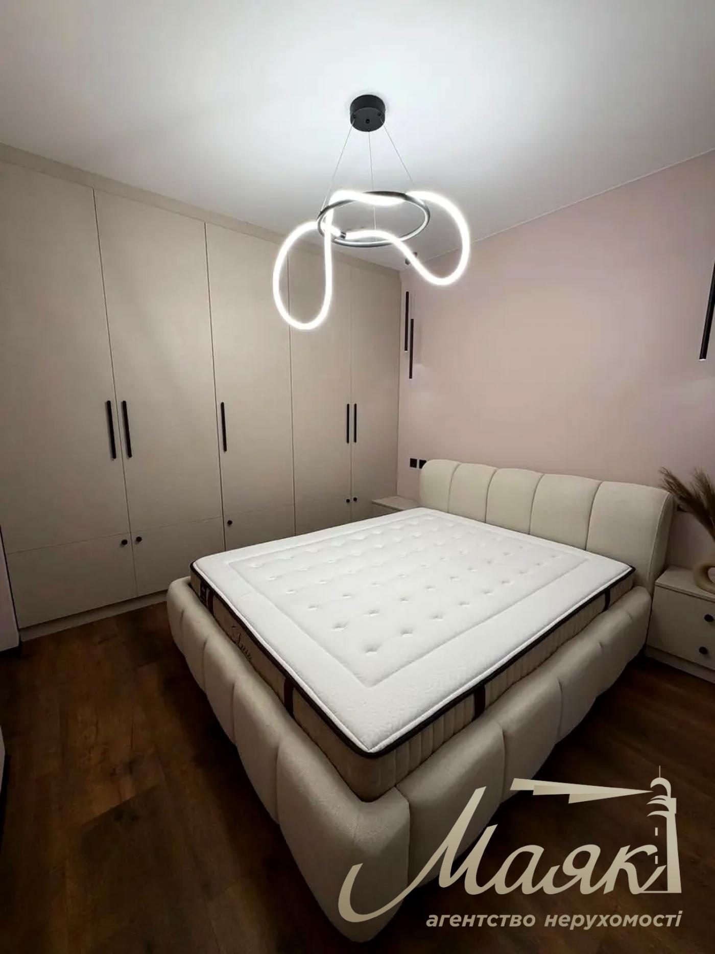 Оренда 1-кімнатної квартири 39,5 м2, ЖК White Lines, Голосіївський просп. , 76