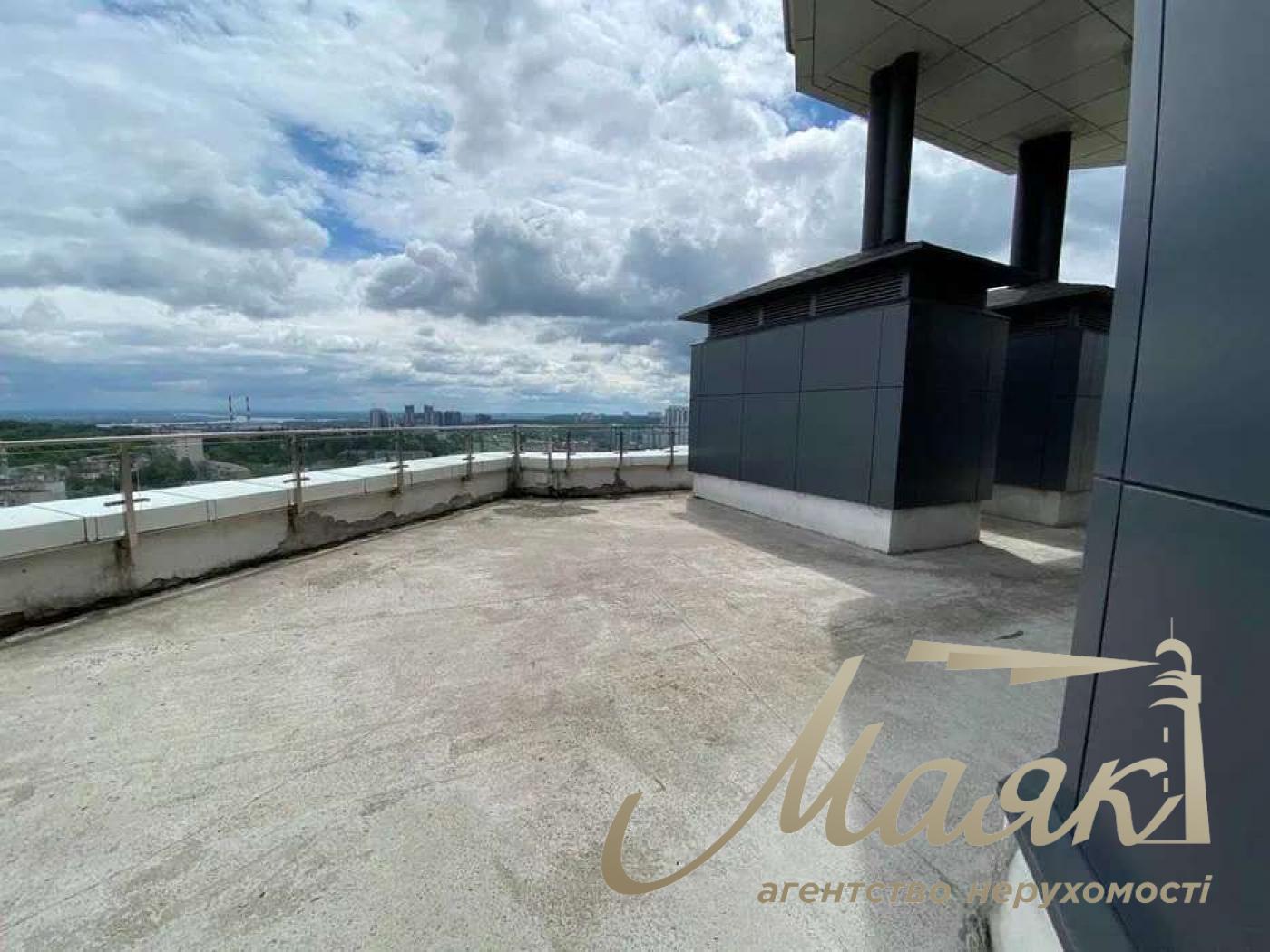 Sale of a penthouse in the residential complex "Pechersky", Bolsunovskaya Street, with two terraces