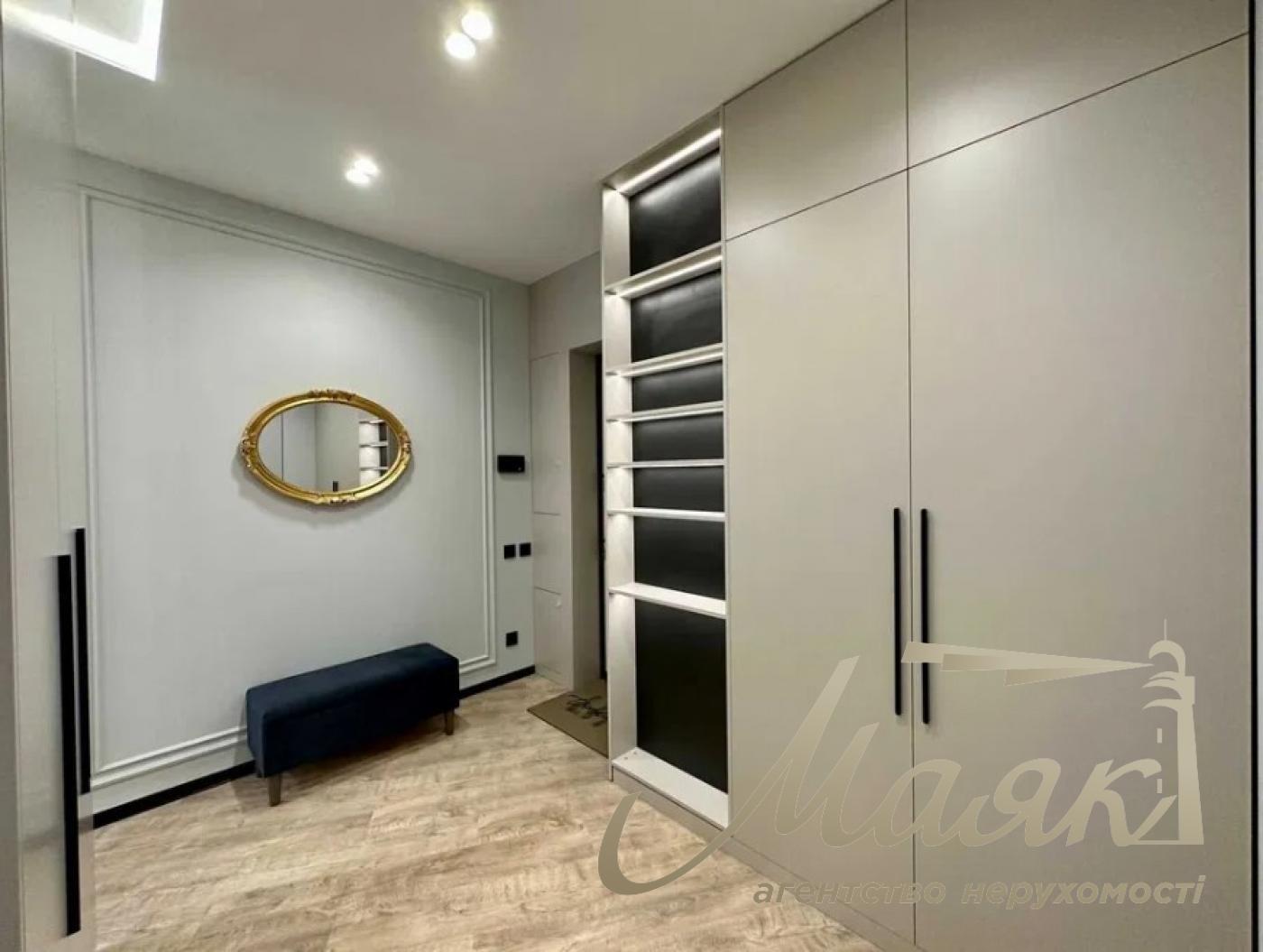 Rent 3-bedroom apartment 75m2 at the Residential Complex Boulevard of Fountains