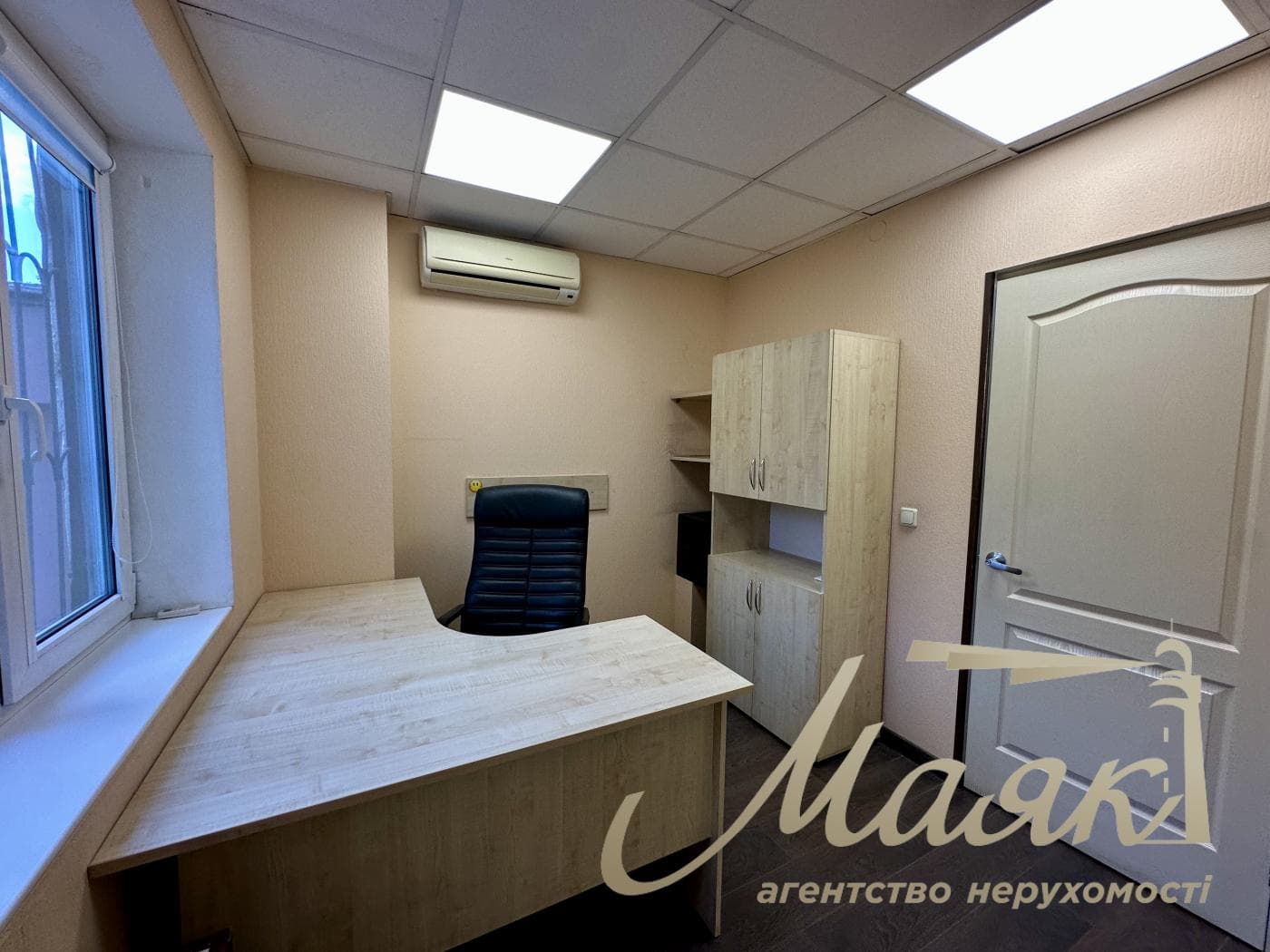 Оренда офісного приміщення (70 м²) на просп. Свободи, 17, Виноградар