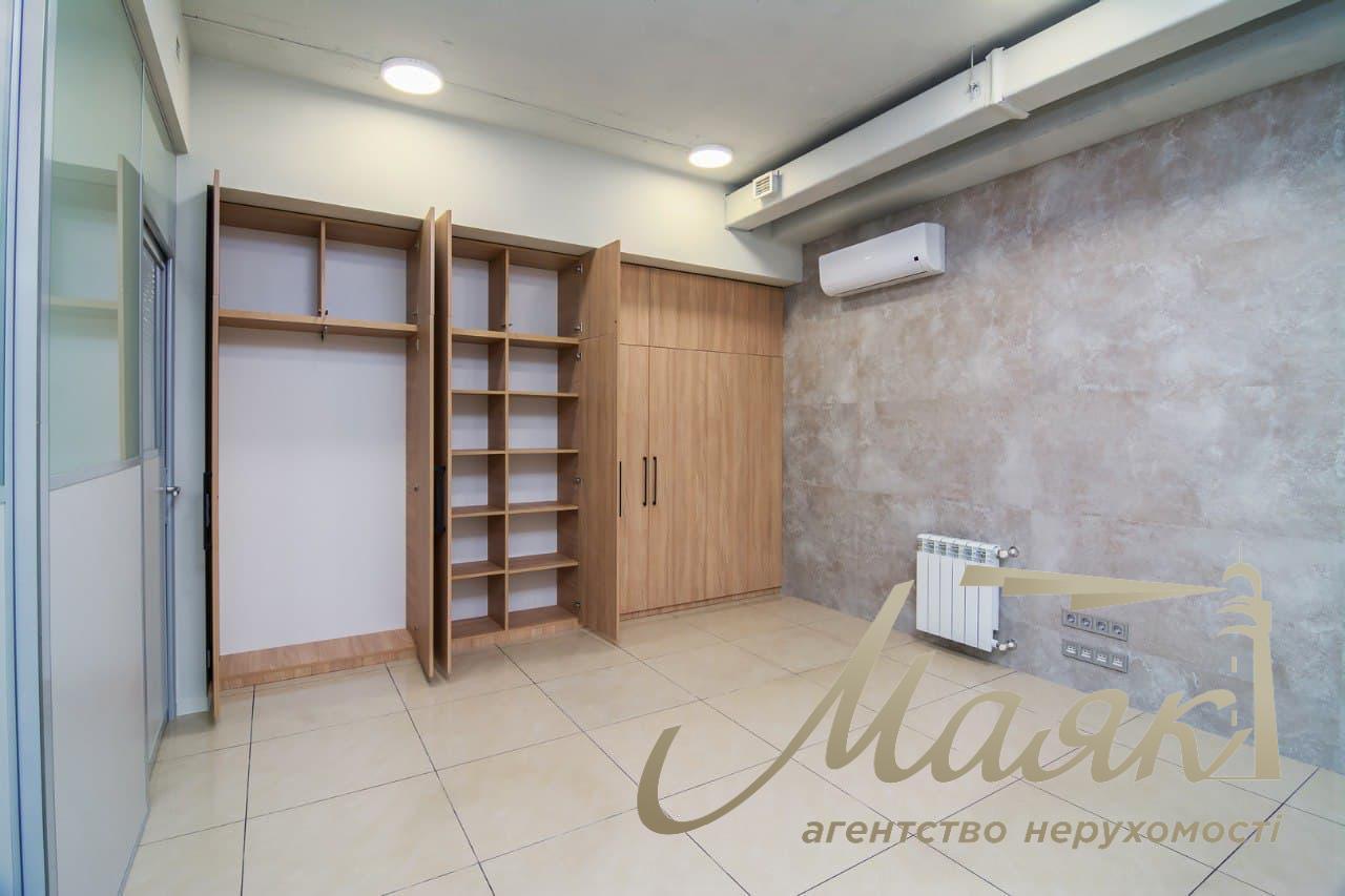 Оренда офісу, площа Спортивна, центр, Київ