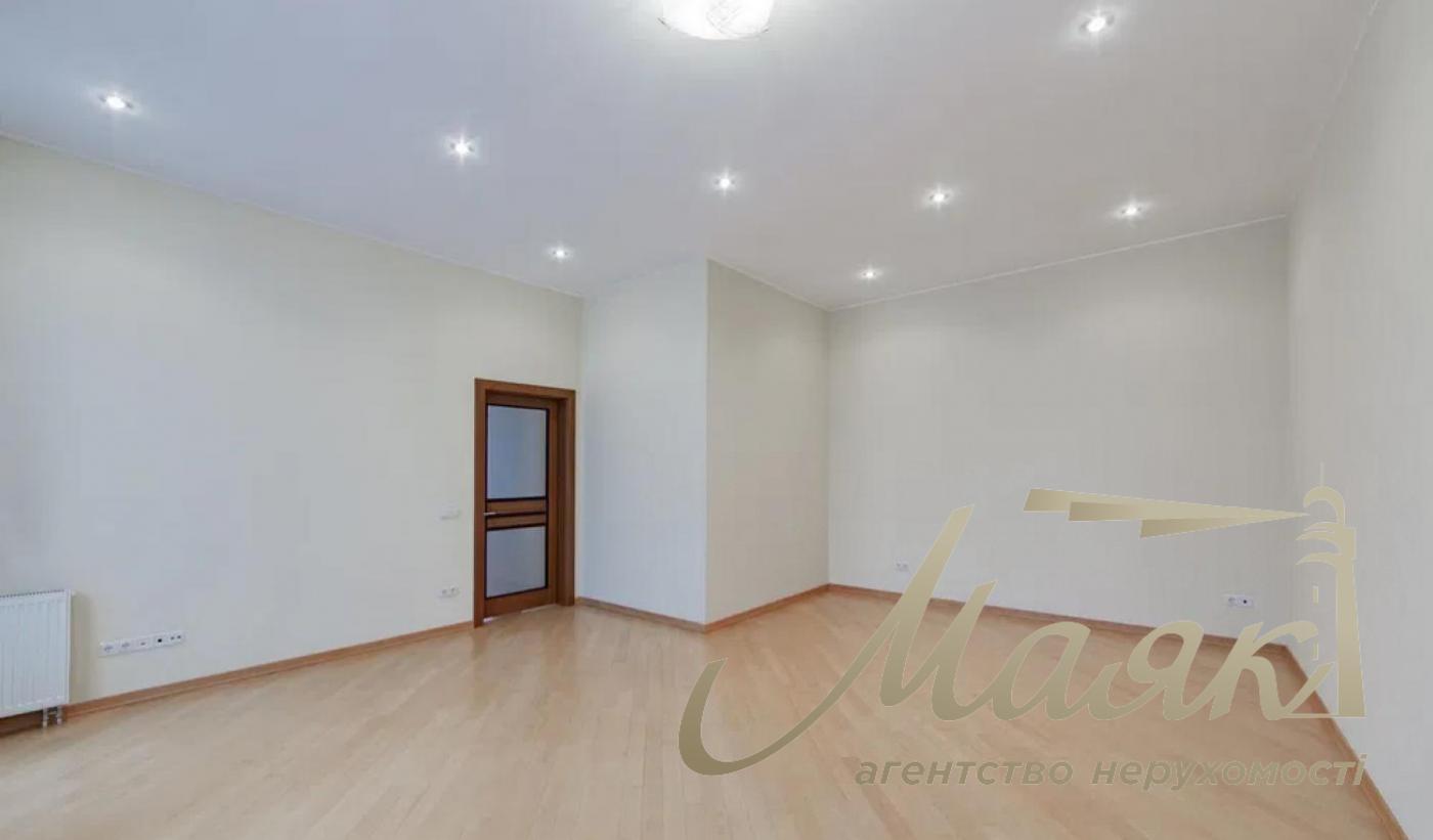 Продаж 4к дворівневої квартири вул. Дарвіна, Липки