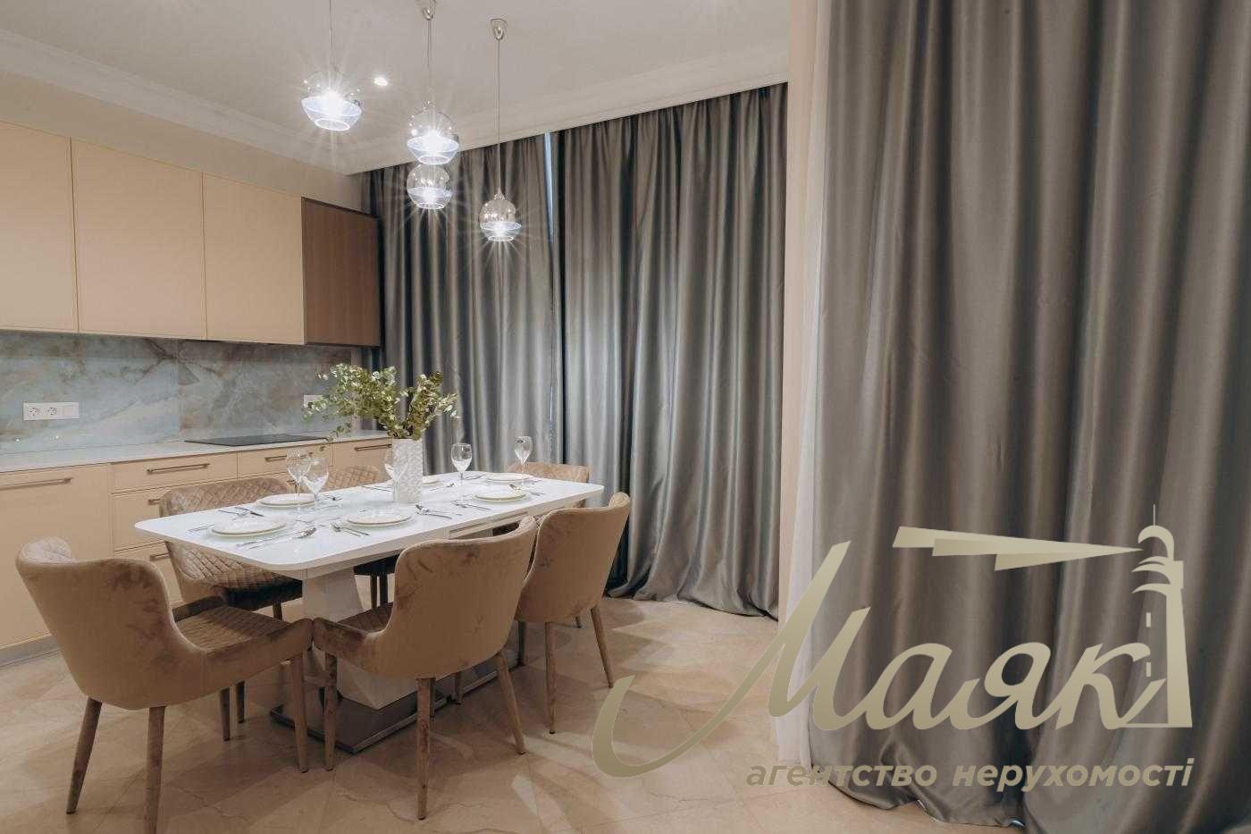 Продаж 3-кімнатної квартири 118м2 в ЖК "Новопечерські Липки", Драгомирова/Верхогляда 15Б, Печерський район