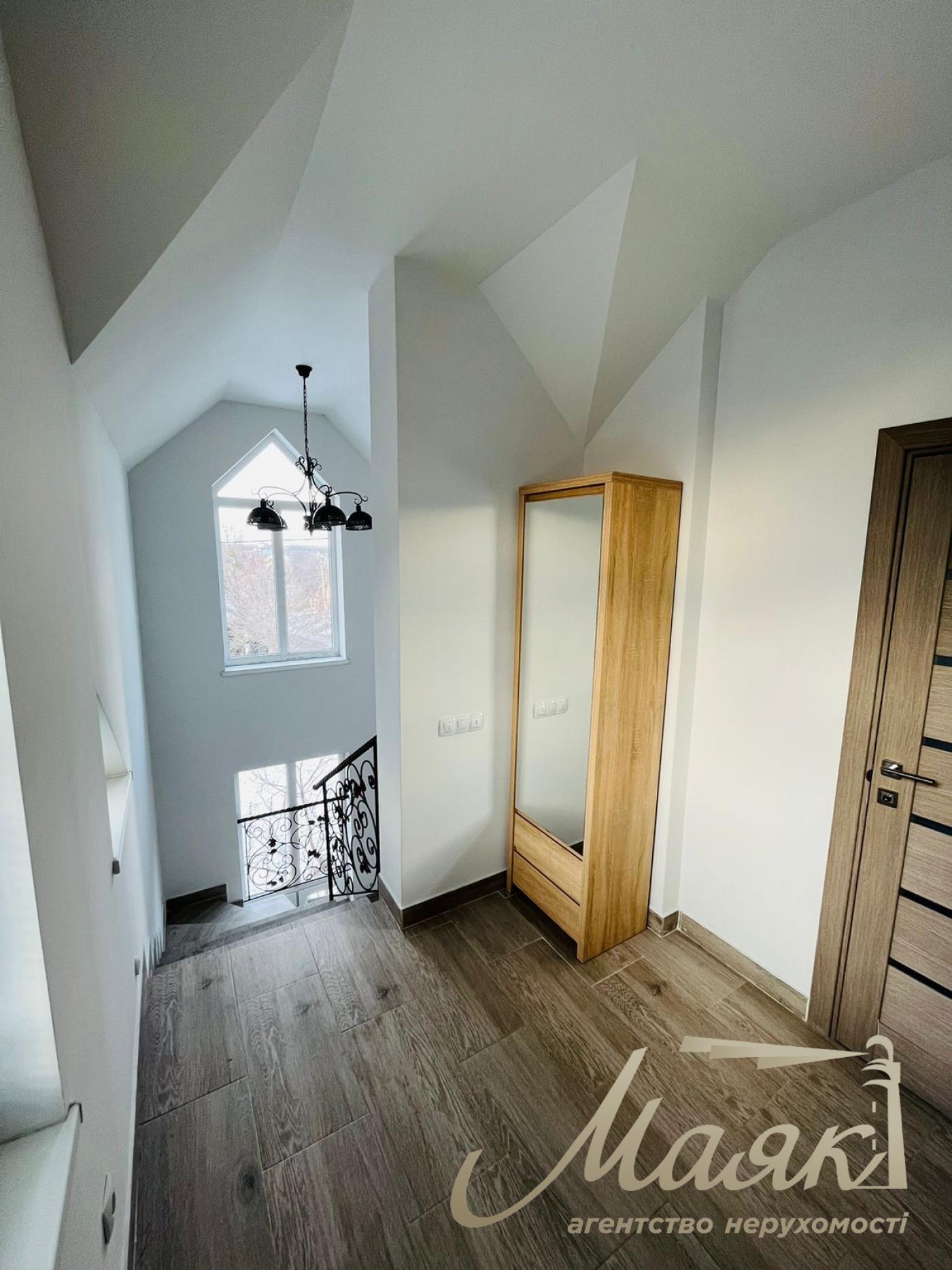 Rent a house 150m2 with garage 100m2 Sofievska Borschagivka