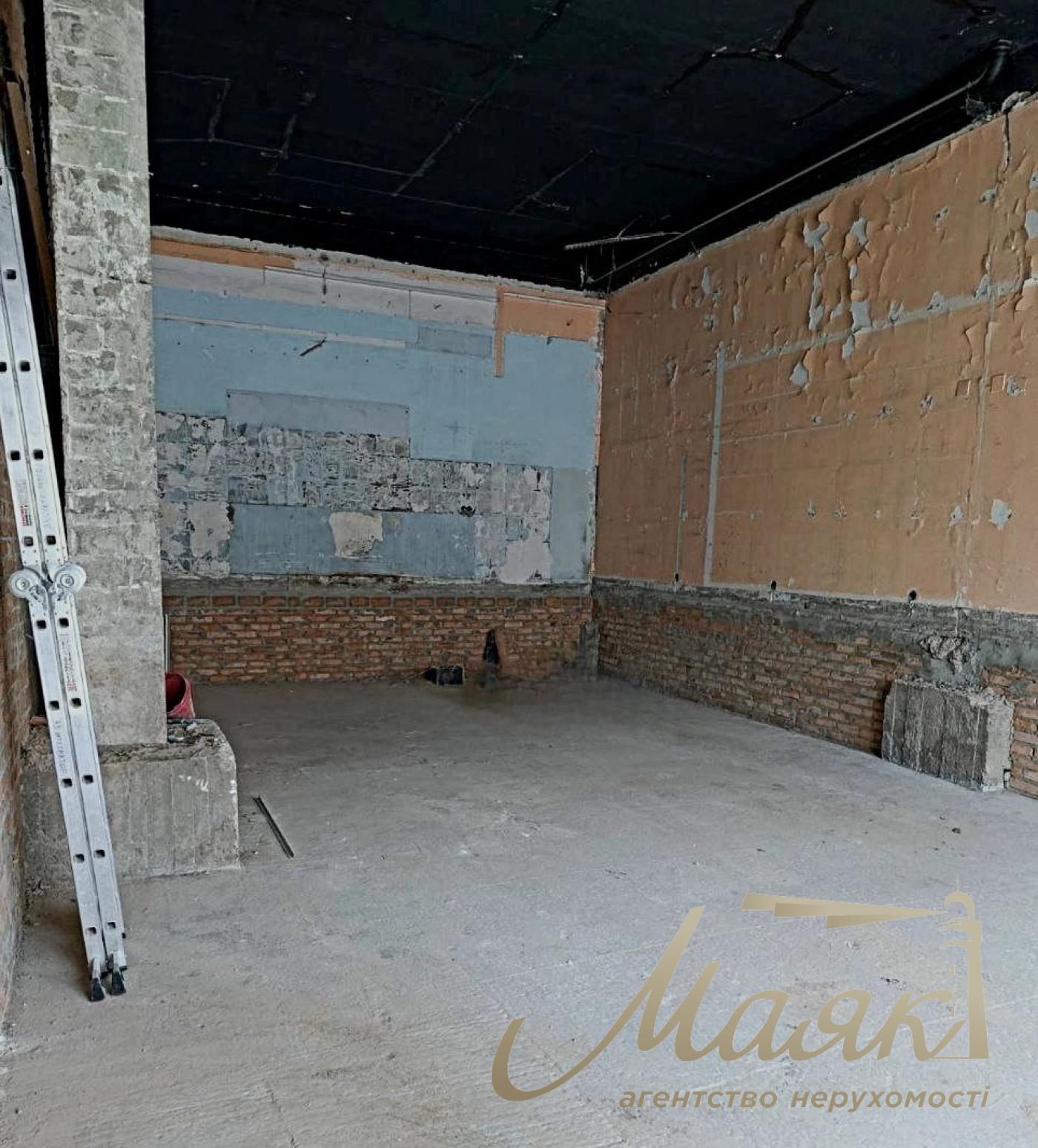 Rent / Torgivelna plaza / vul. Pochaininskaya, Podol, Kiev