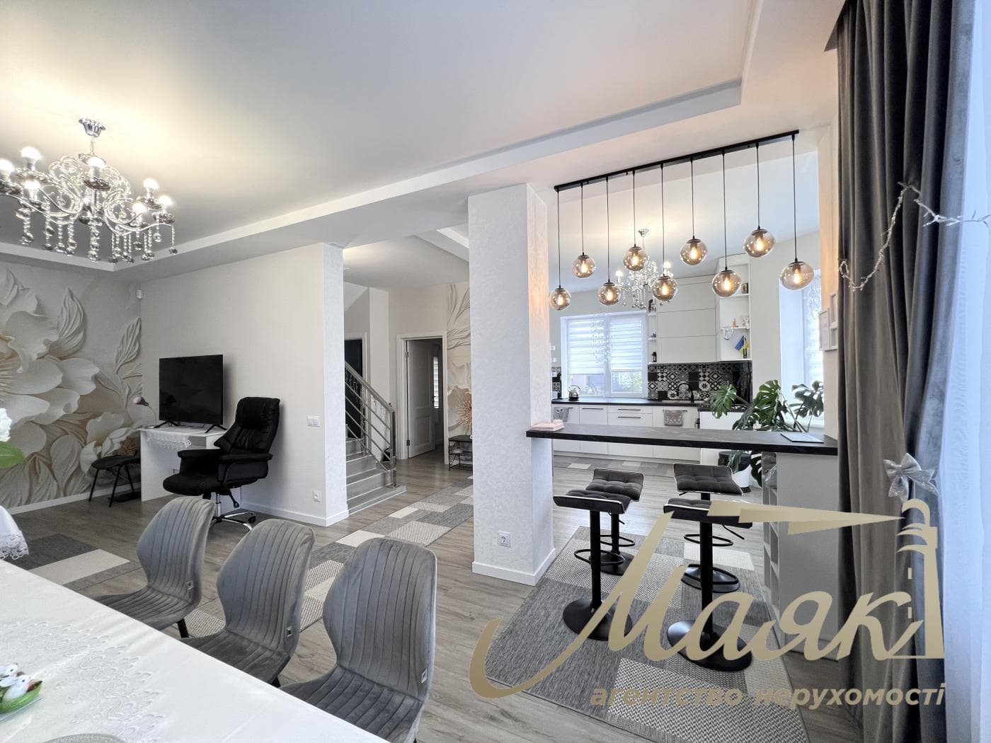 Rent 3-storey house 177m2, s.Skibin, Brovarsky district