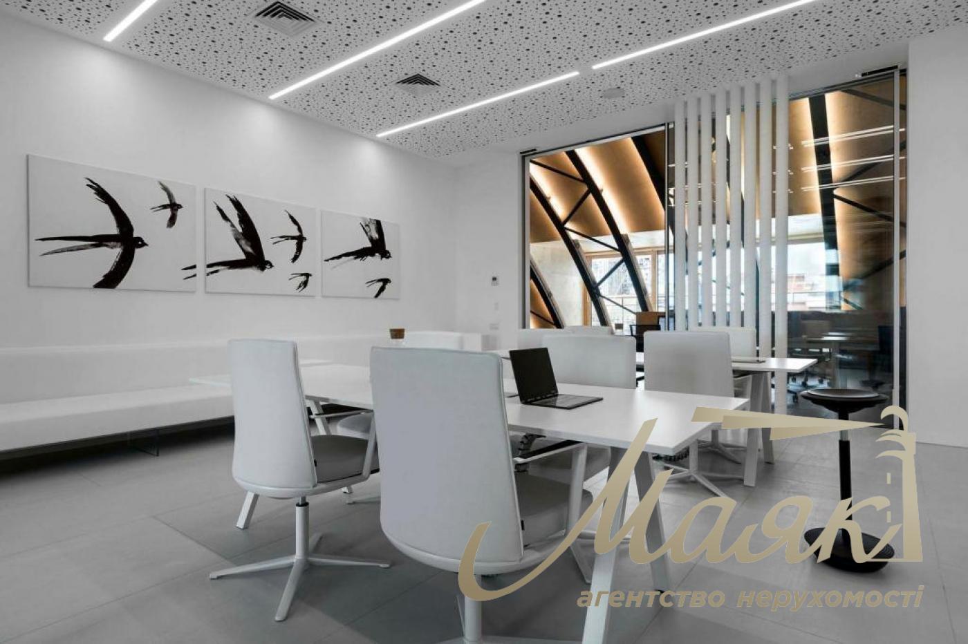 Продаж офісу з орендарем, вул. Тургенєвська