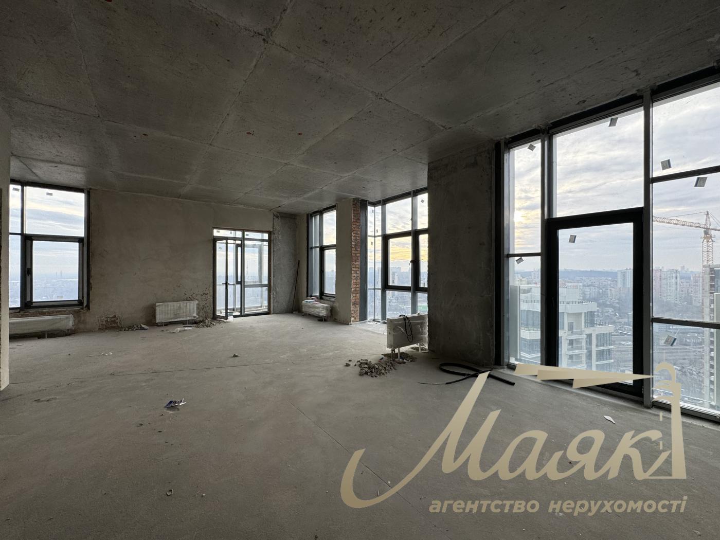 Sale of apartment/penthouse with view in residential complex Novopecherskie Lipki, Andreya Verkhoglyada street, Pechersky district, Kyiv