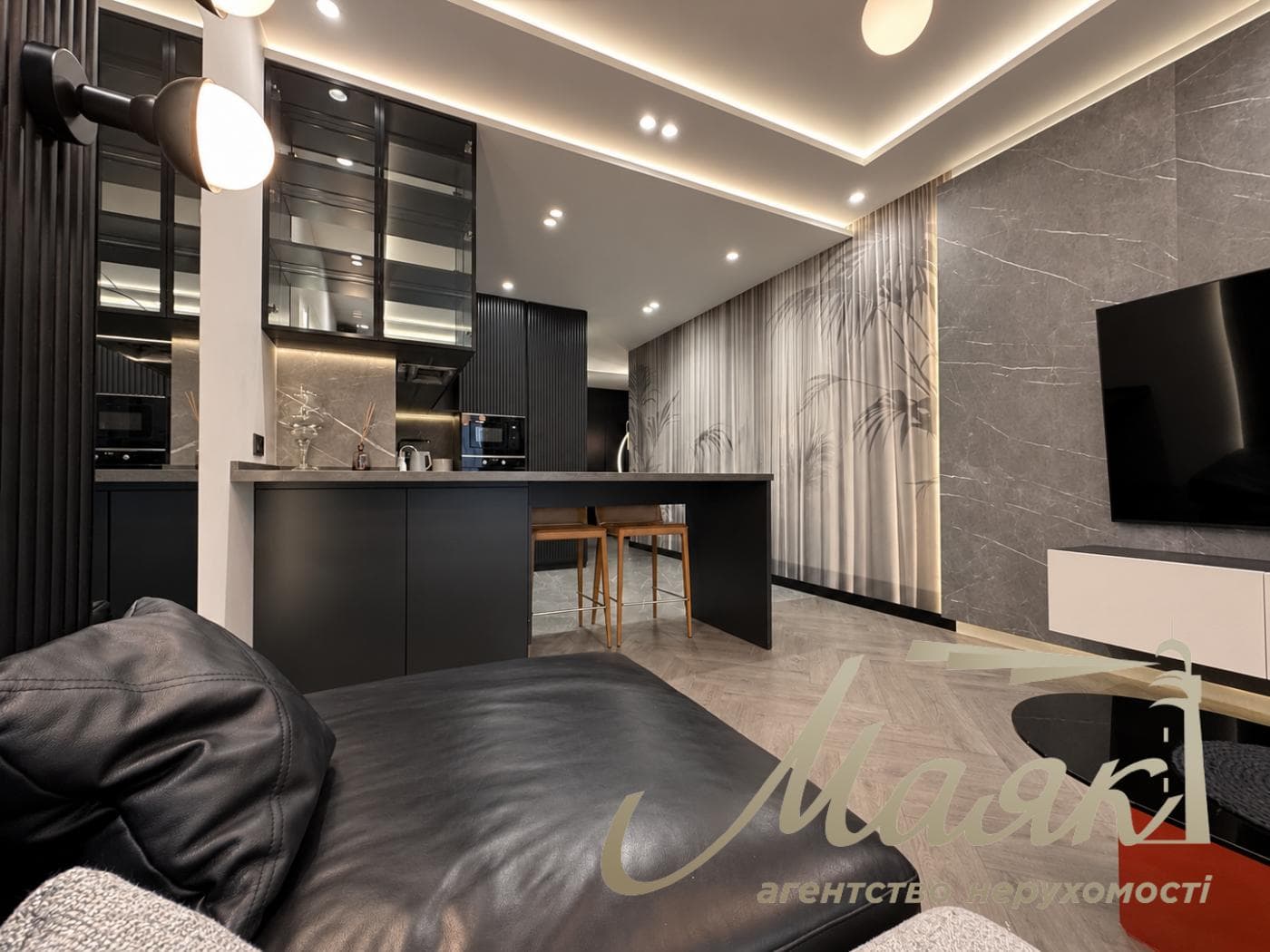 Продаж 1-кімнатної квартири площею 58 м² з дизайнерським ремонтом у ЖК «Бульвар Фонтанів», Печерськ, Київ