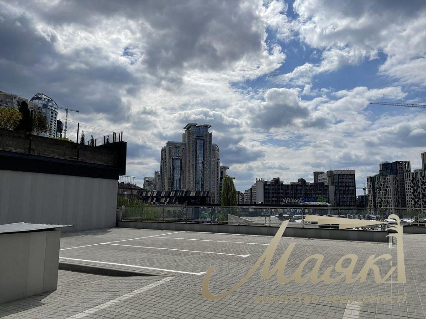 Оренда комерційного фасадного приміщення 40м2 у ЖК "Greenville на Печерську", Печерський