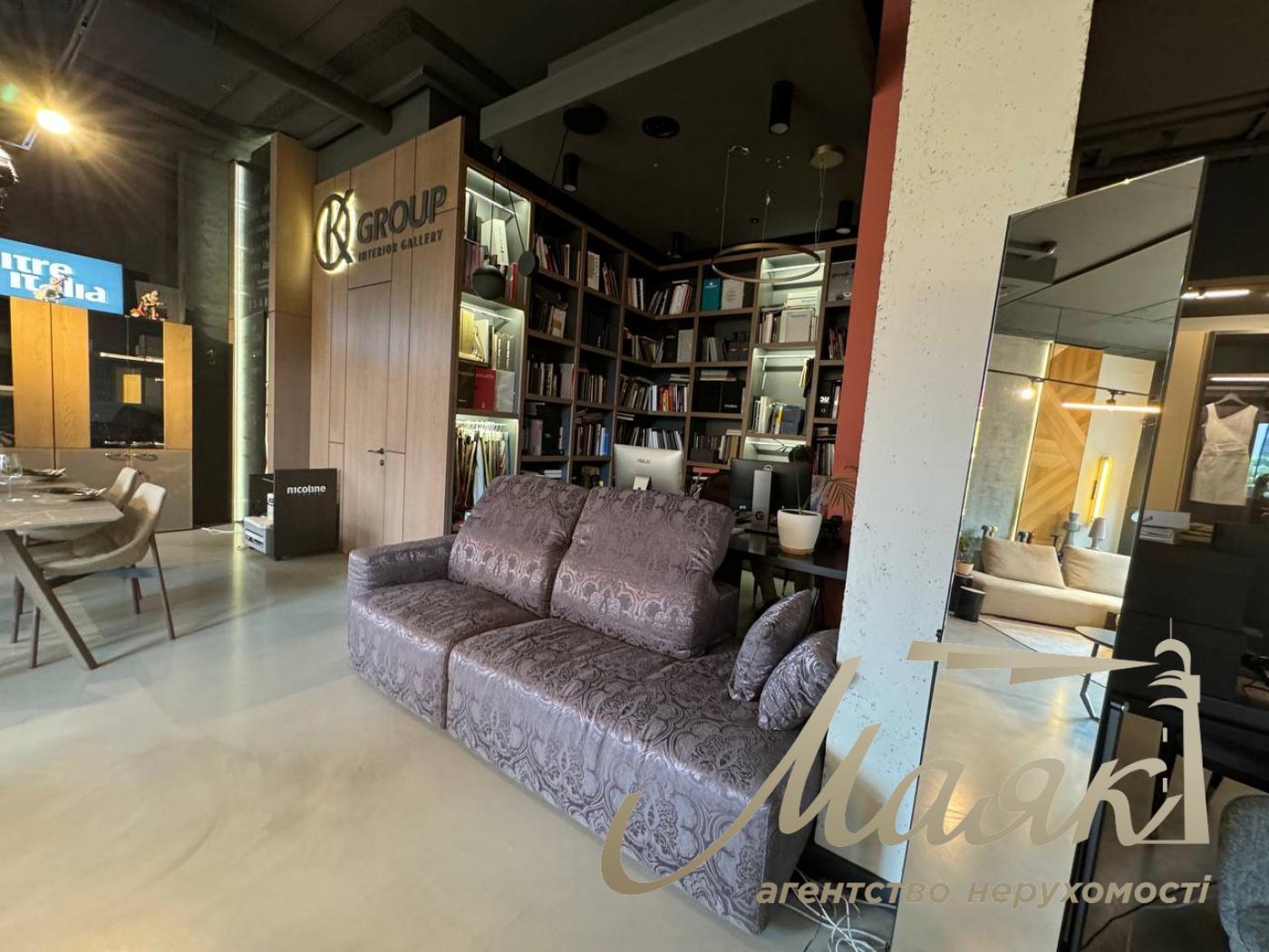 Аренда фасадного помещения 140м2 в ЖК Французский квартал 2, ул. Предславинская, Центр, Киев