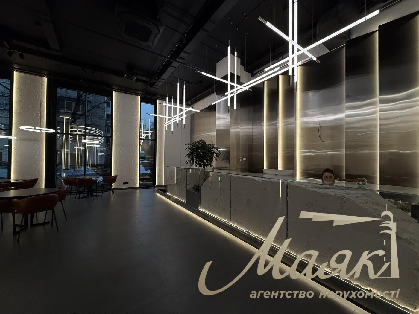 Office for rent 800 m2, BC Gloria Park, Goloseevo