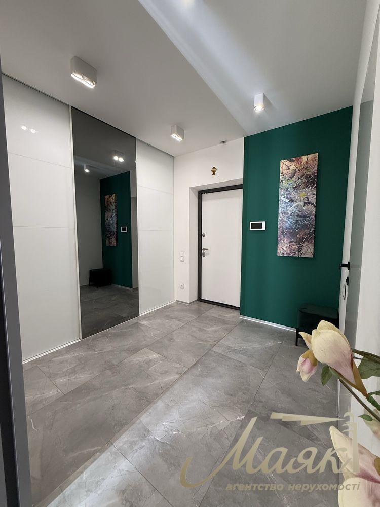 Rent 2-bedroom apartment 90 m2 LCD New York, New York, Antonovicha str. 74