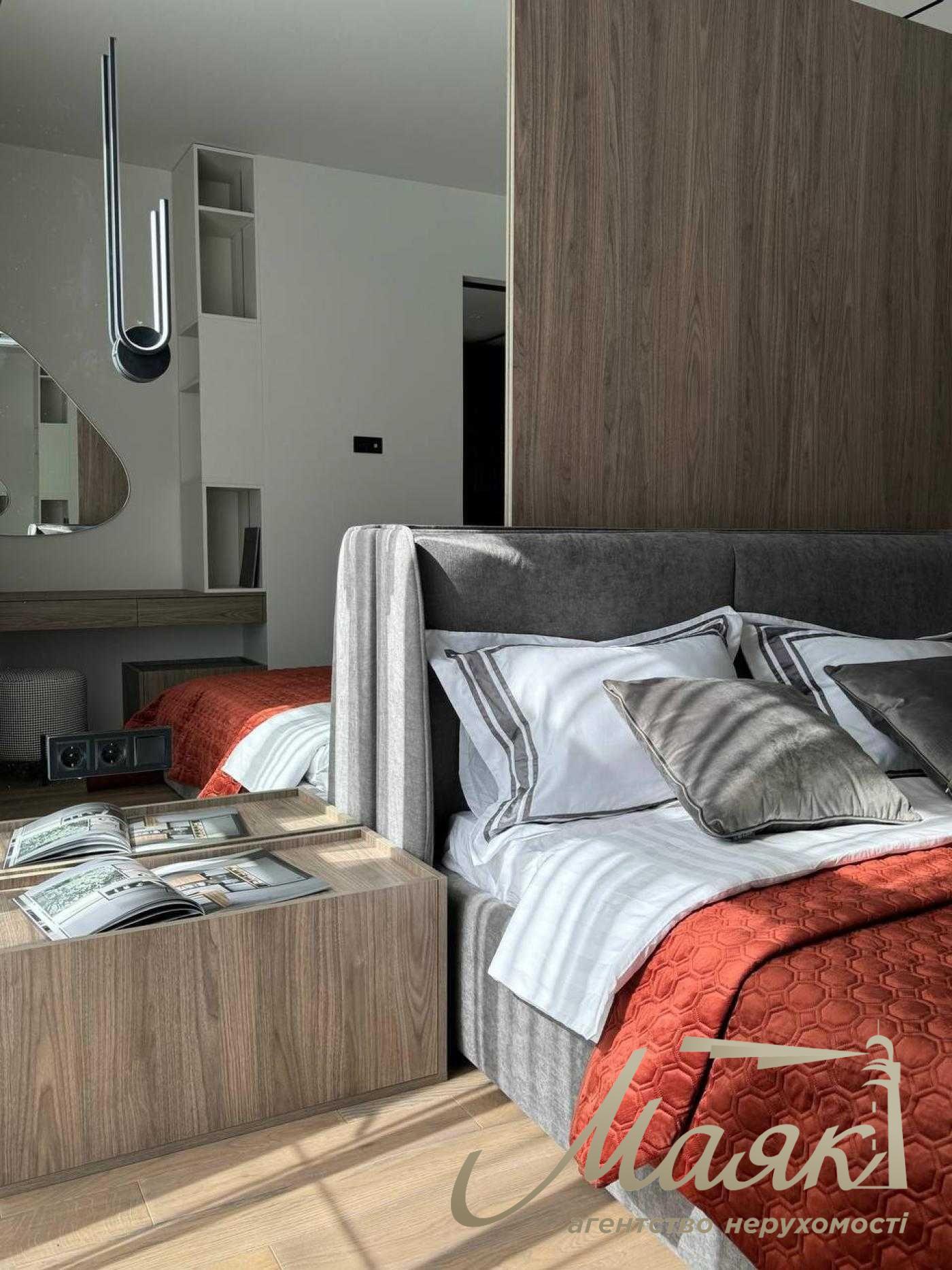 Продаж 2-кімнатної квартири з ремонтом у ЖК "Новопечерські Липки", вул. Драгомирова, 19Б