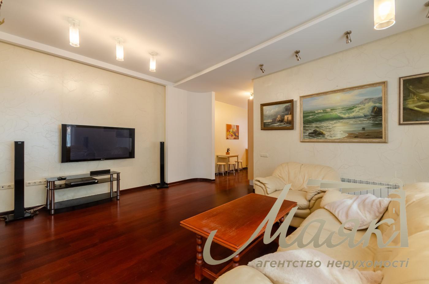 Оренда будинку в центрі Києва, Печерський район, вул. Чигоріна,