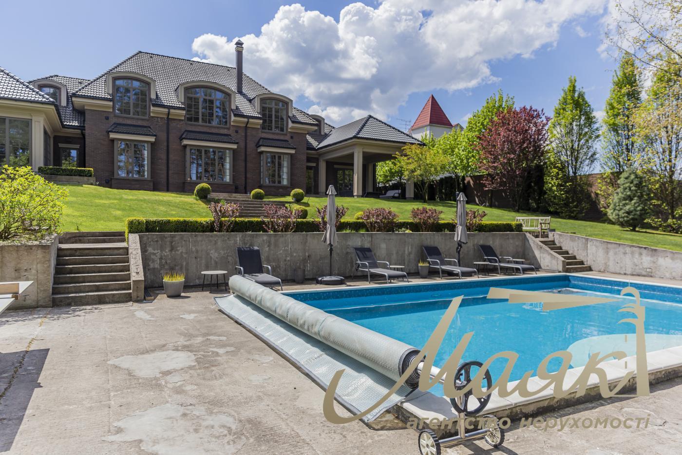 Продажа загородной резиденции в с.Капитановка, Киево-Святошинский р-н