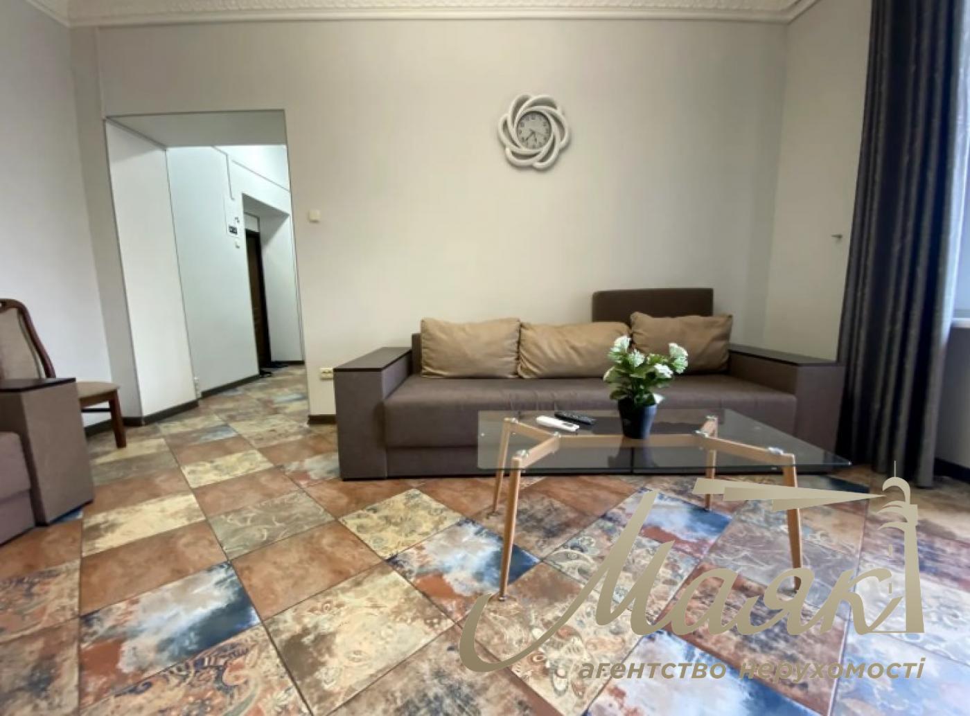 Аренда 3-х комнатной квартиры по ул. Софиевская, 1, Центр.