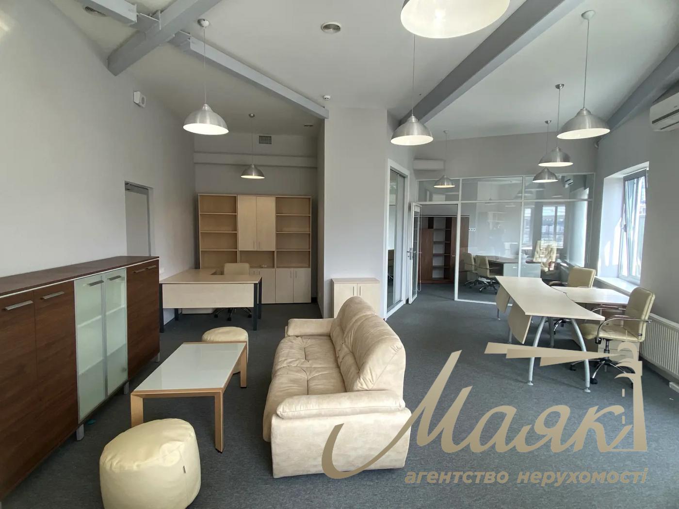 Оренда мебльованого офісу в БЦ вул.Гайдара 58/10, метро Олімпійська.