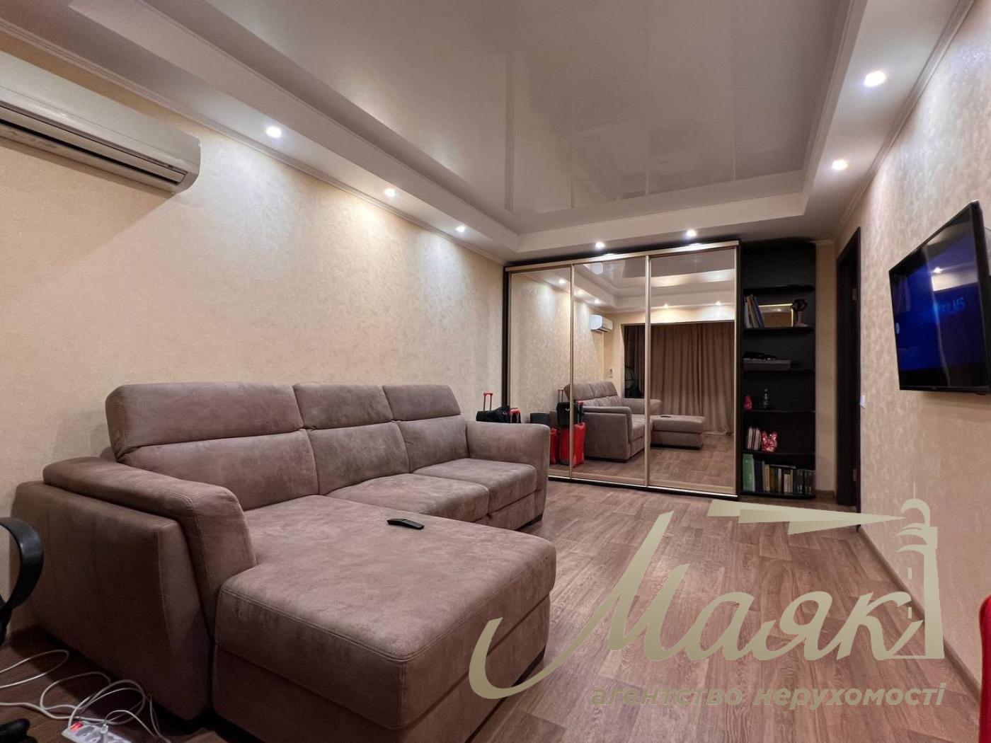 Продажа 2к квартиры на улице Половецкая, Татарка, Лукьяновка