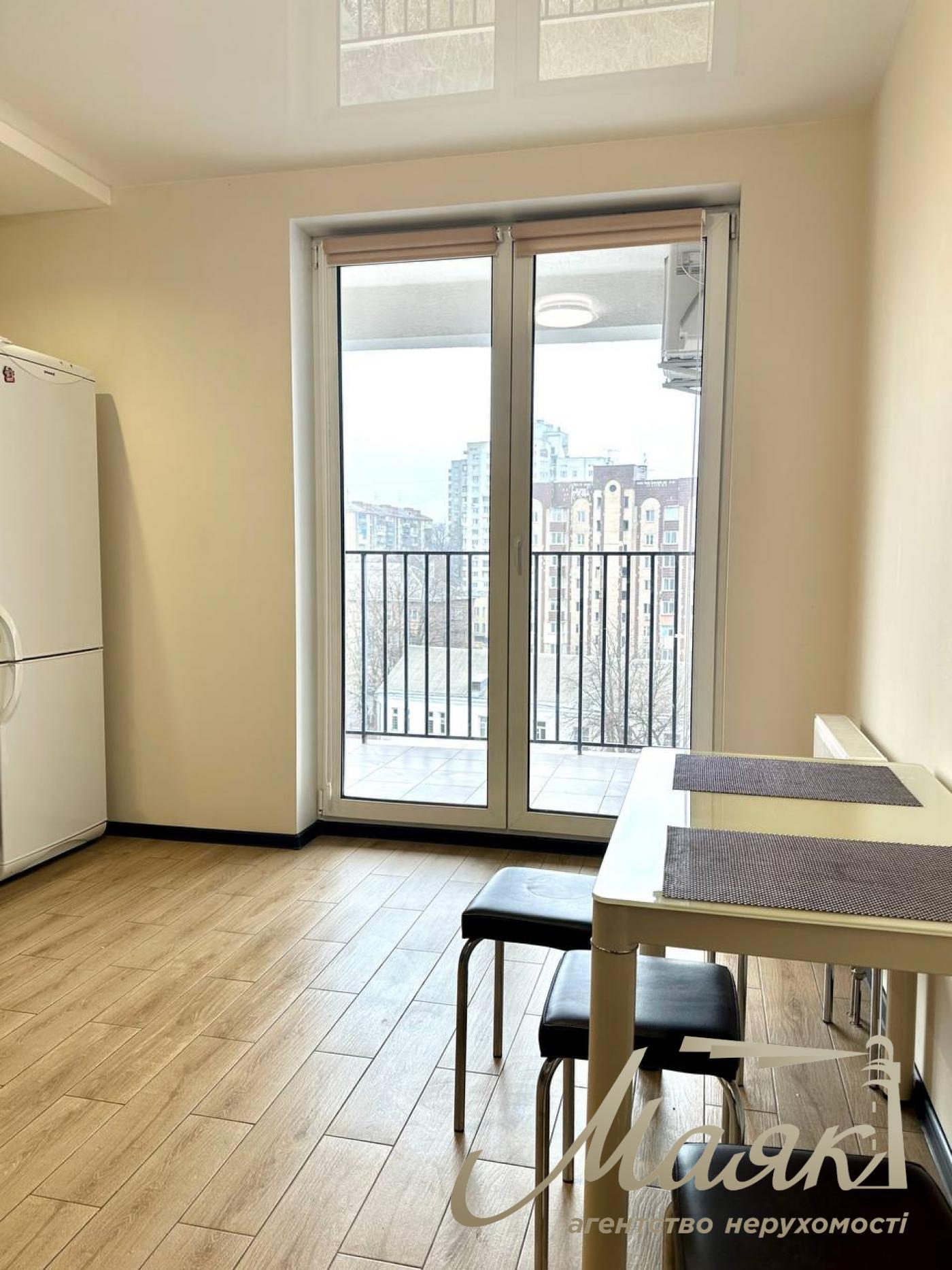 Аренда 1 комнатной квартиры в ЖК Бристоль по ул.Лобановского 144, метро Демеевская.