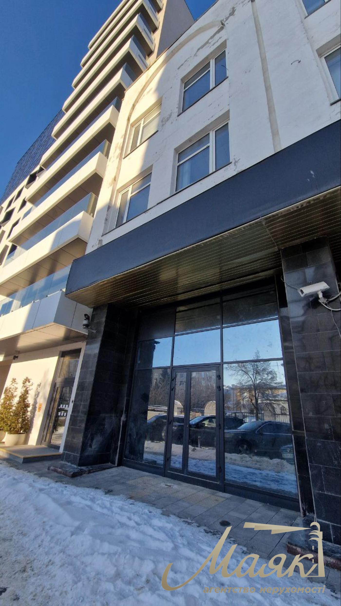 Rent / Torgivelna plaza / vul. Pochaininskaya, Podol, Kiev