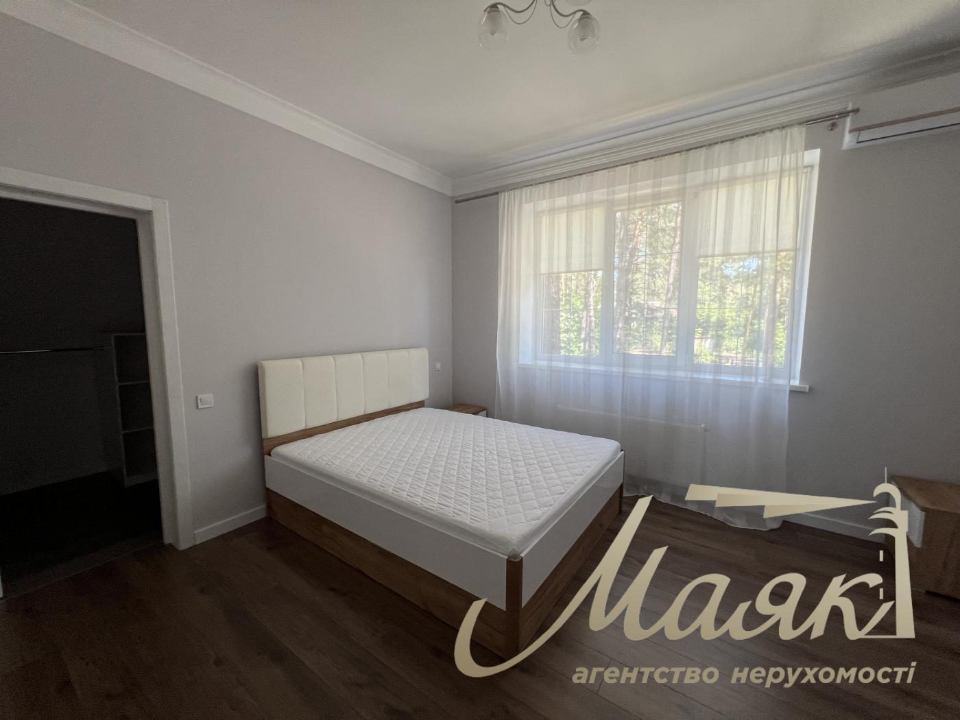 Оренда 2-х поверхового будинку 165м2, Козин