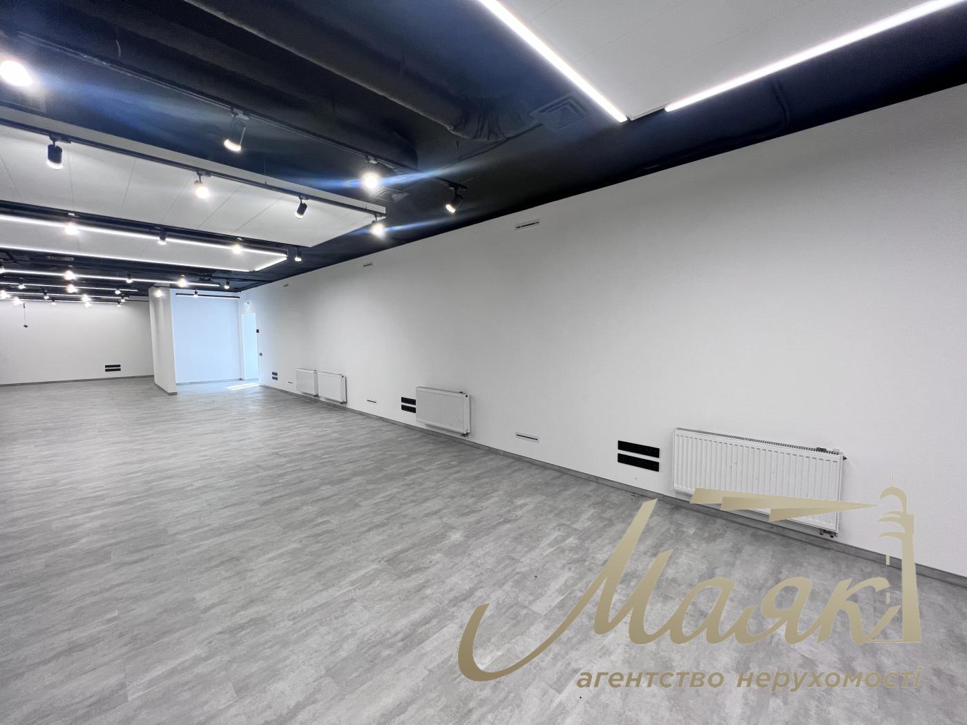 Аренда офисного помещения 500м2, БЦ Нивки Сити