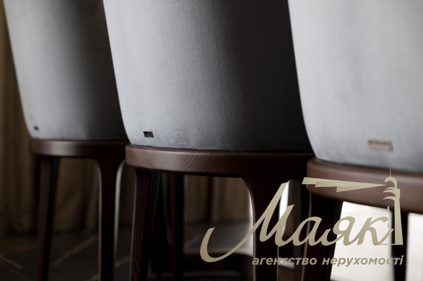 Sale of 2-storey townhouse 296m2, (3.5 hundredths) Kozin