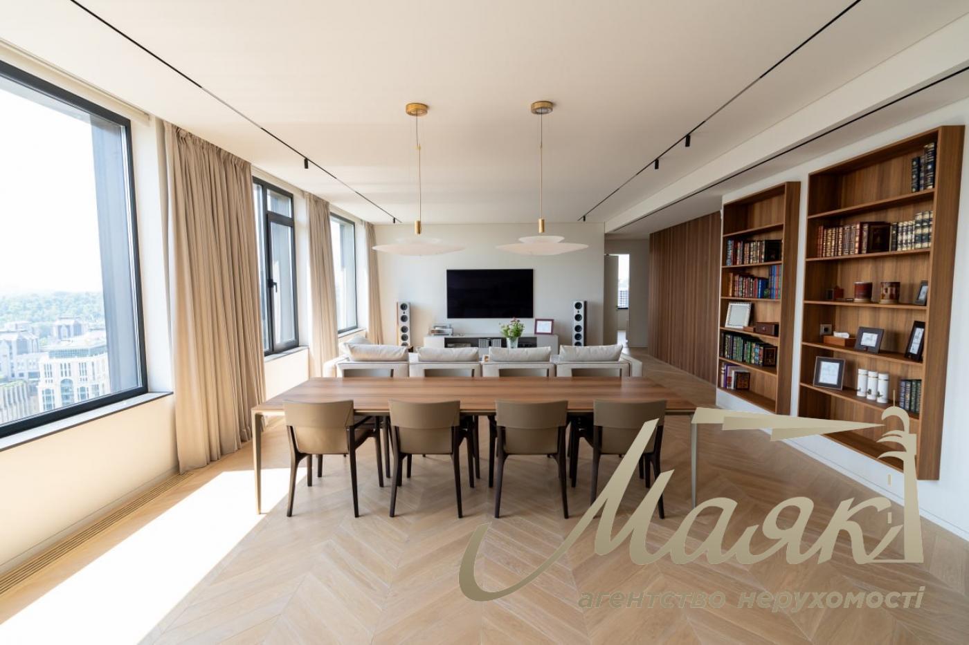 Rent 4 room apartment in LCD LCD Tetris Hall, Delovaya street, Pechersk, Kiev