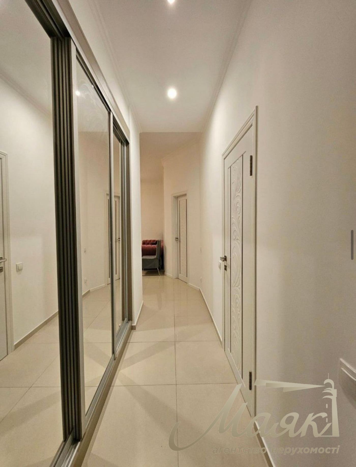 Sale of a 2-room apartment in residential complex 38 Zhemchuzhina.