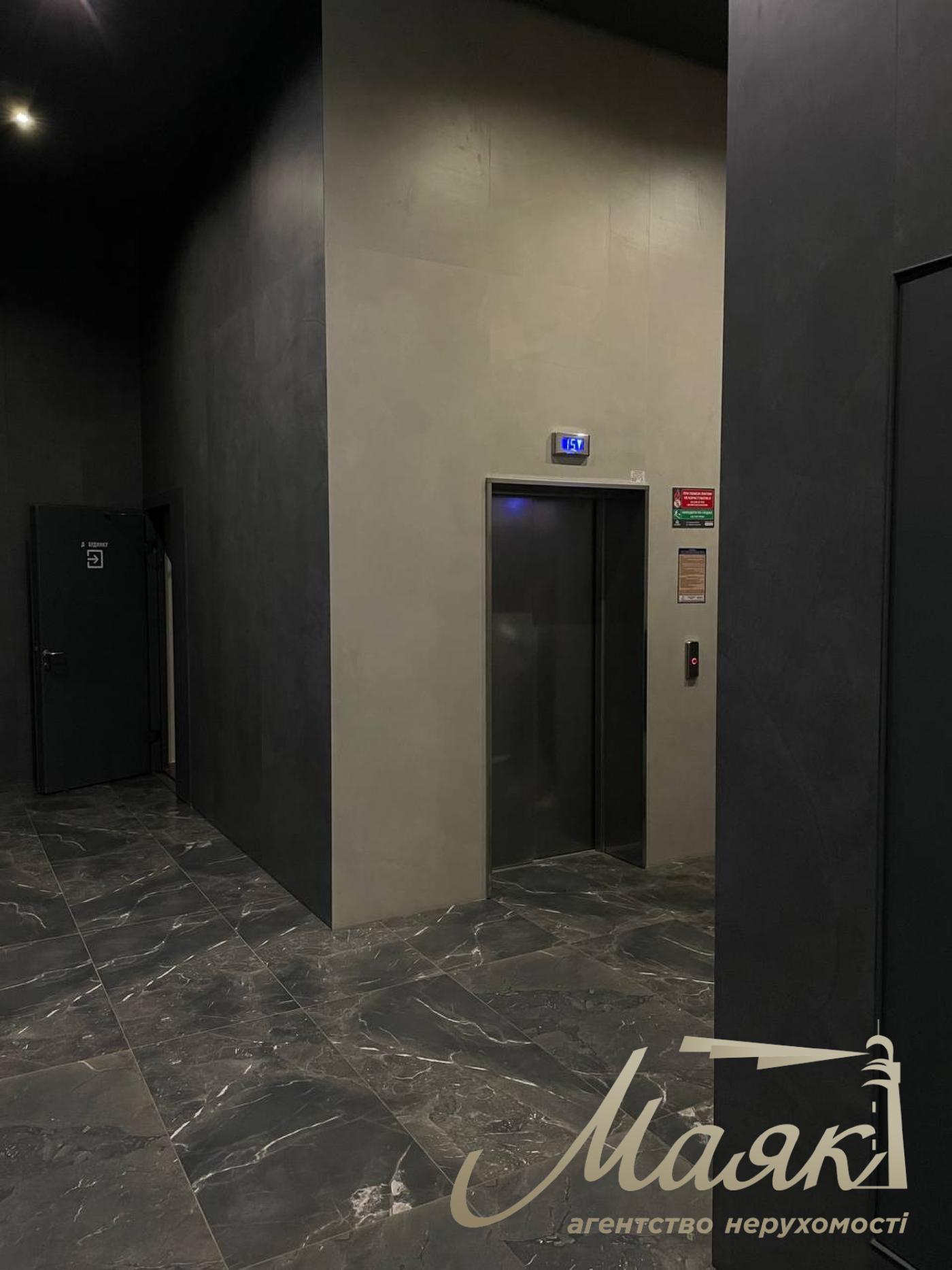 Французький квартал 2 унікальна квартира з терасою унікальна квартира з терасою