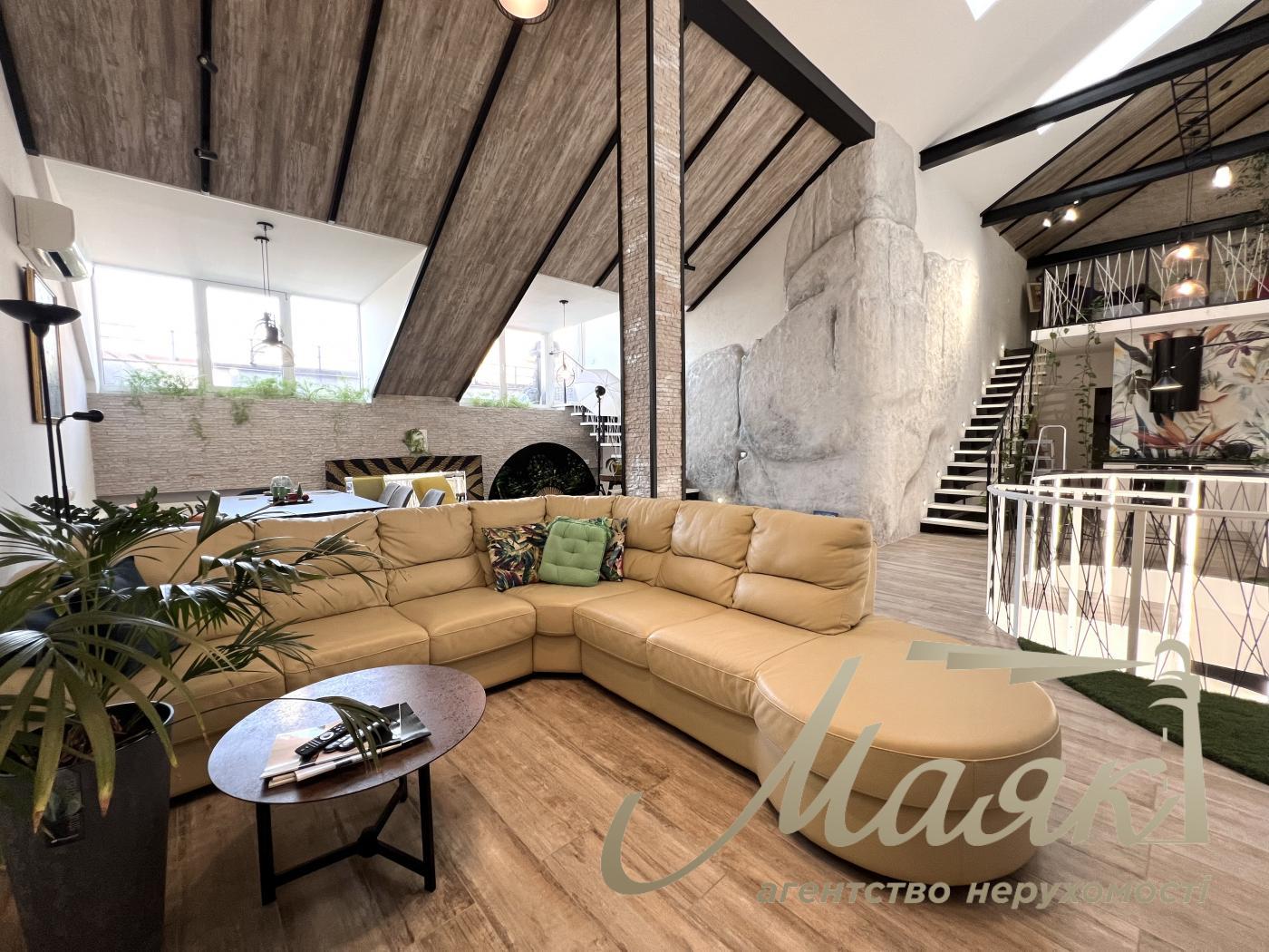 Продаж 2-х рівневої квартири 171м2, Шевченківський район