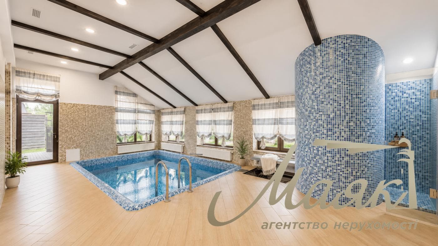 Rent a house K.Zaspa, Kozin, Pluti, rent a house in the town, swimming pool, forest, protection