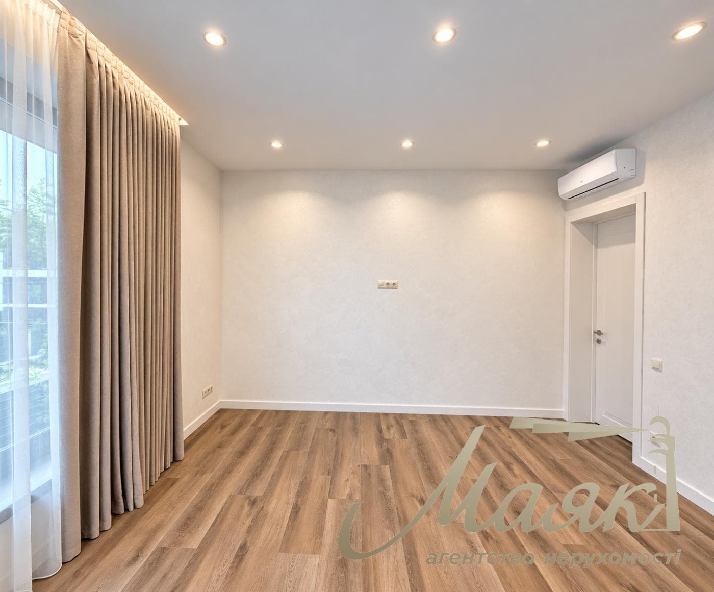Оренда 2-поверхового будинку площею 265 м², Ходосівка, КГ «Нова Ходосівка»