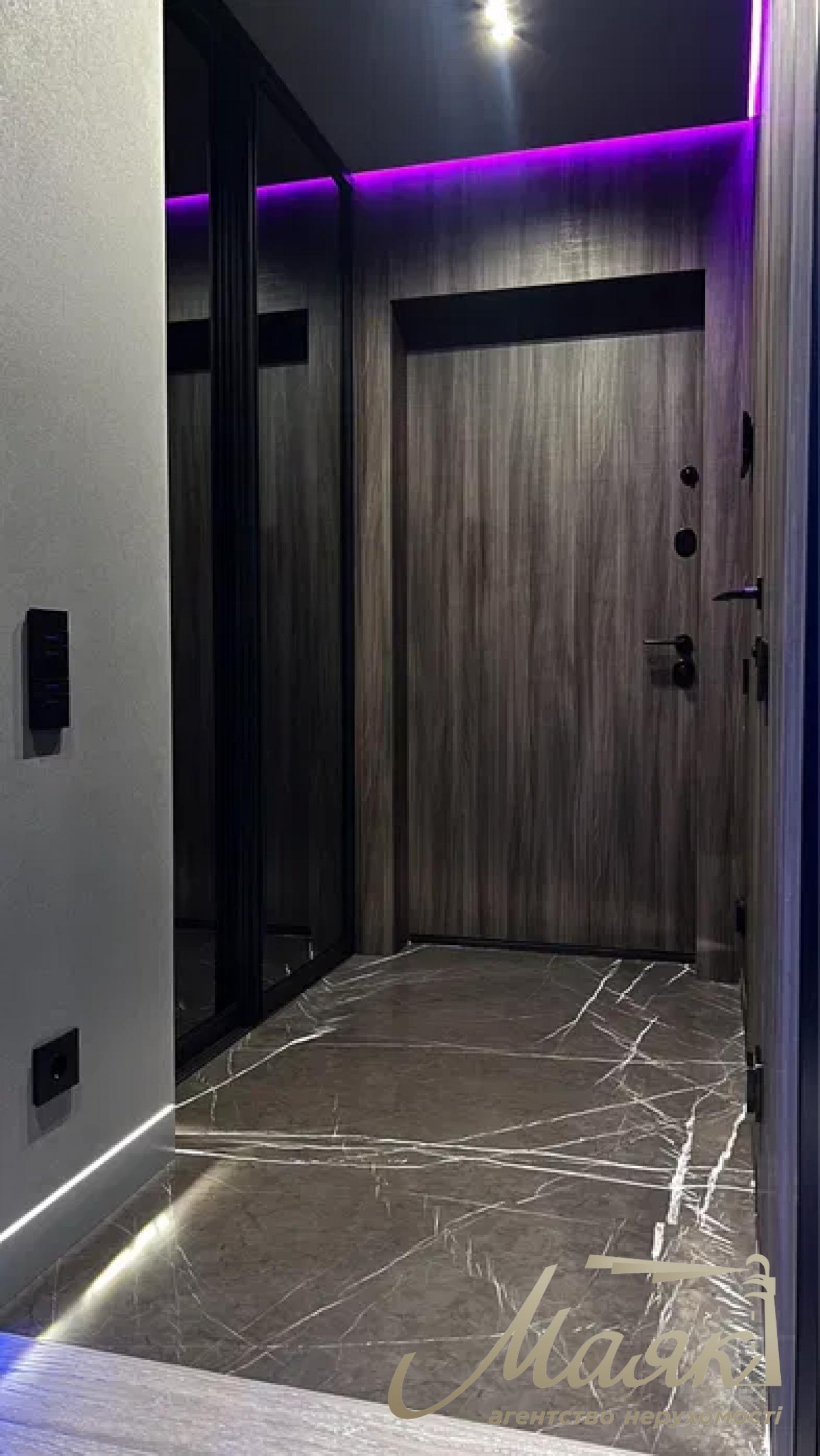 Продажа двухуровневой 2к квартиры ЖК Комфорт Таун, ул. Березнева, Соцгород