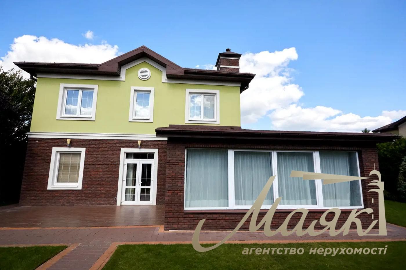 Оренда будинку площею 220 м² у котеджному містечку Green Hills, с. Віта-Поштова