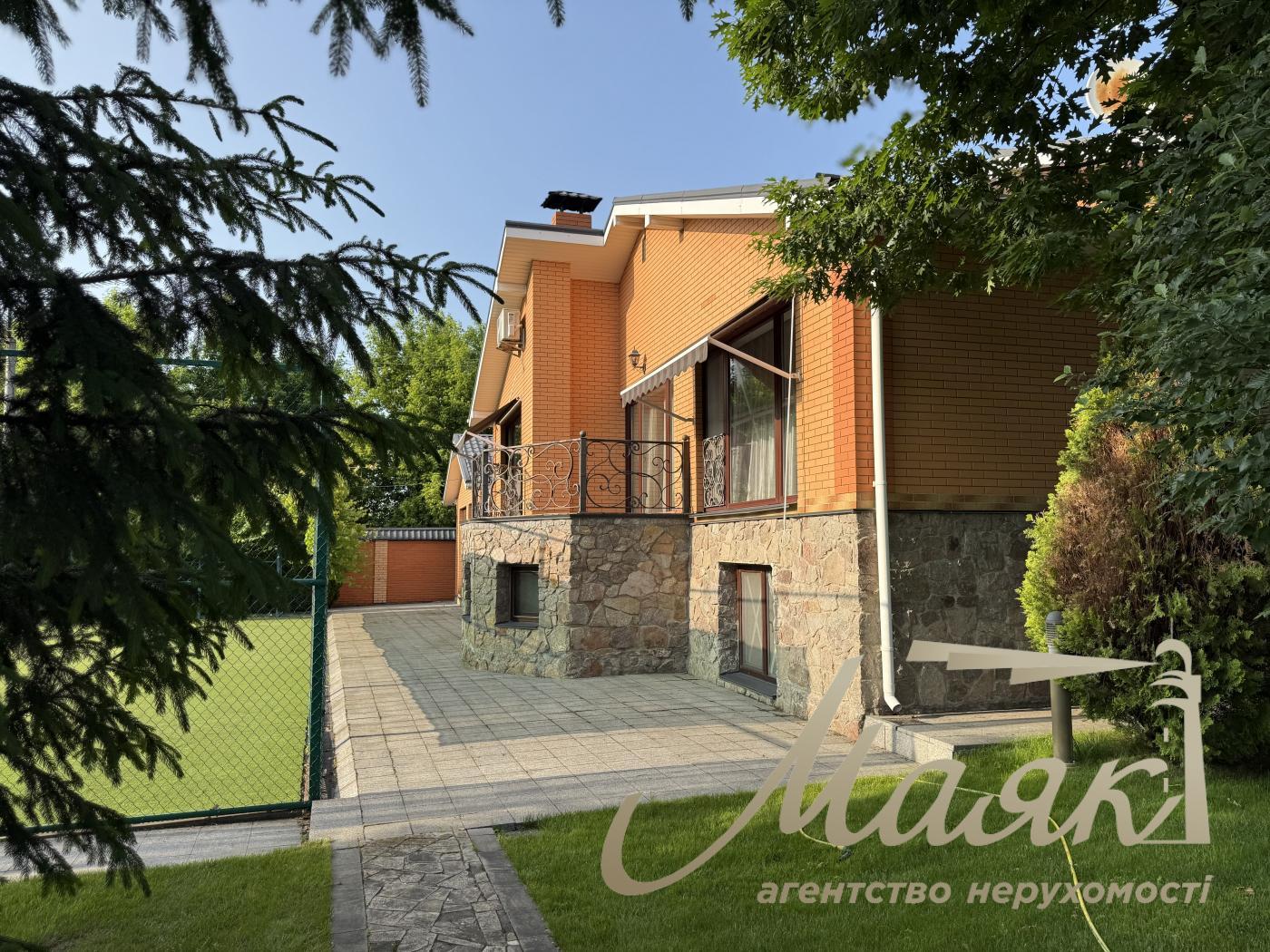 Оренда будинку 400 кв.м з тенісним кортом, великою зеленою територією | Бориспільський район| с.Гора