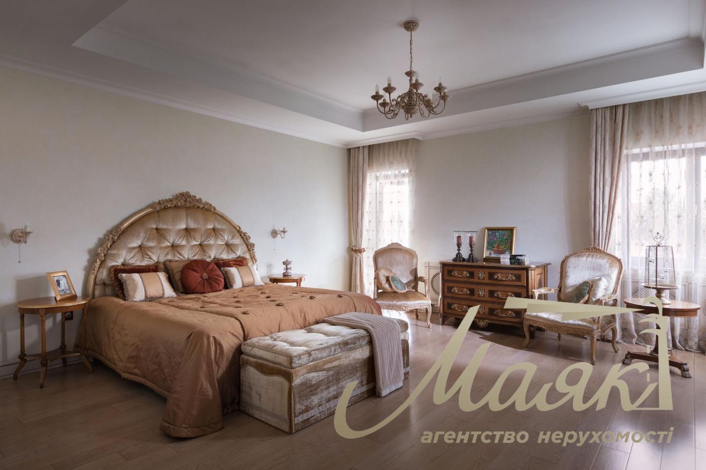 Продається резиденція в котеджному містечку "Конча - Заспа Озерна"